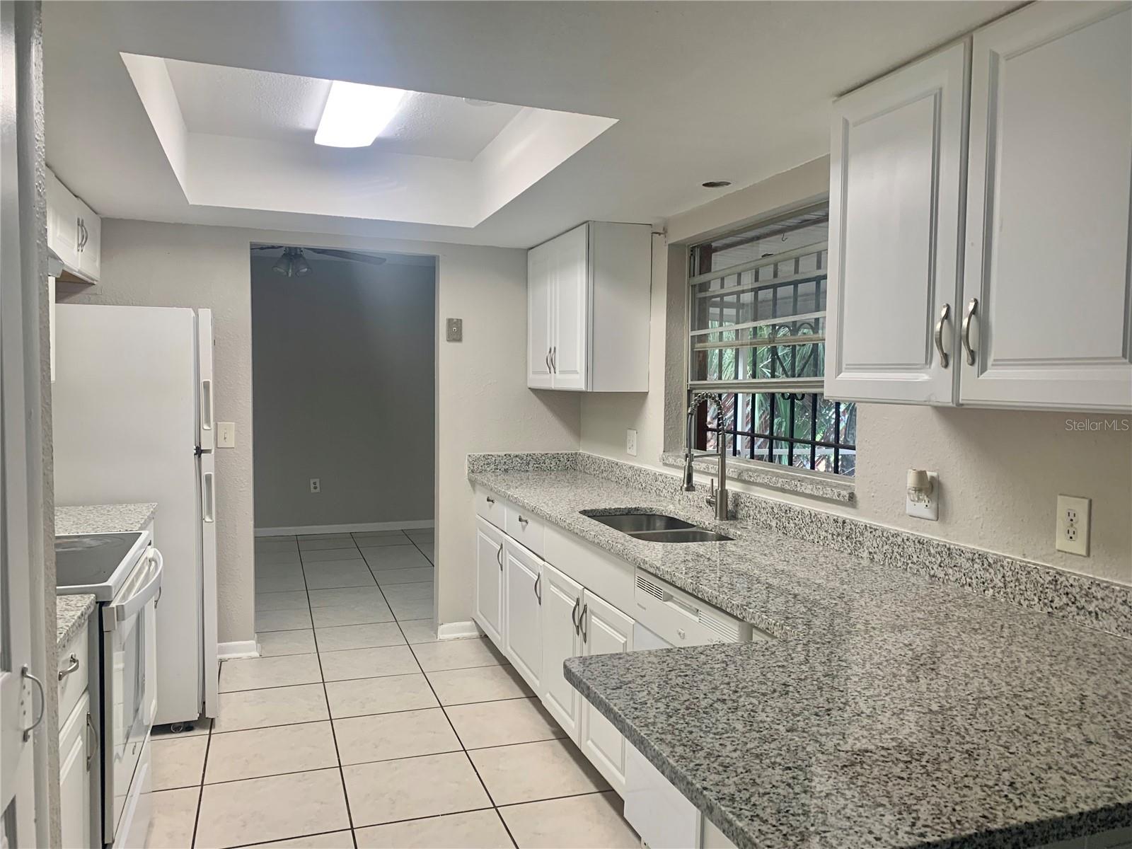 Image 8 of 34 For 7069 Scruboak Lane