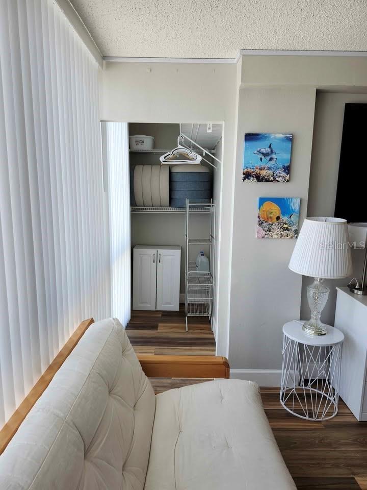 Image 4 of 12 For 1909 Atlantic Avenue 901