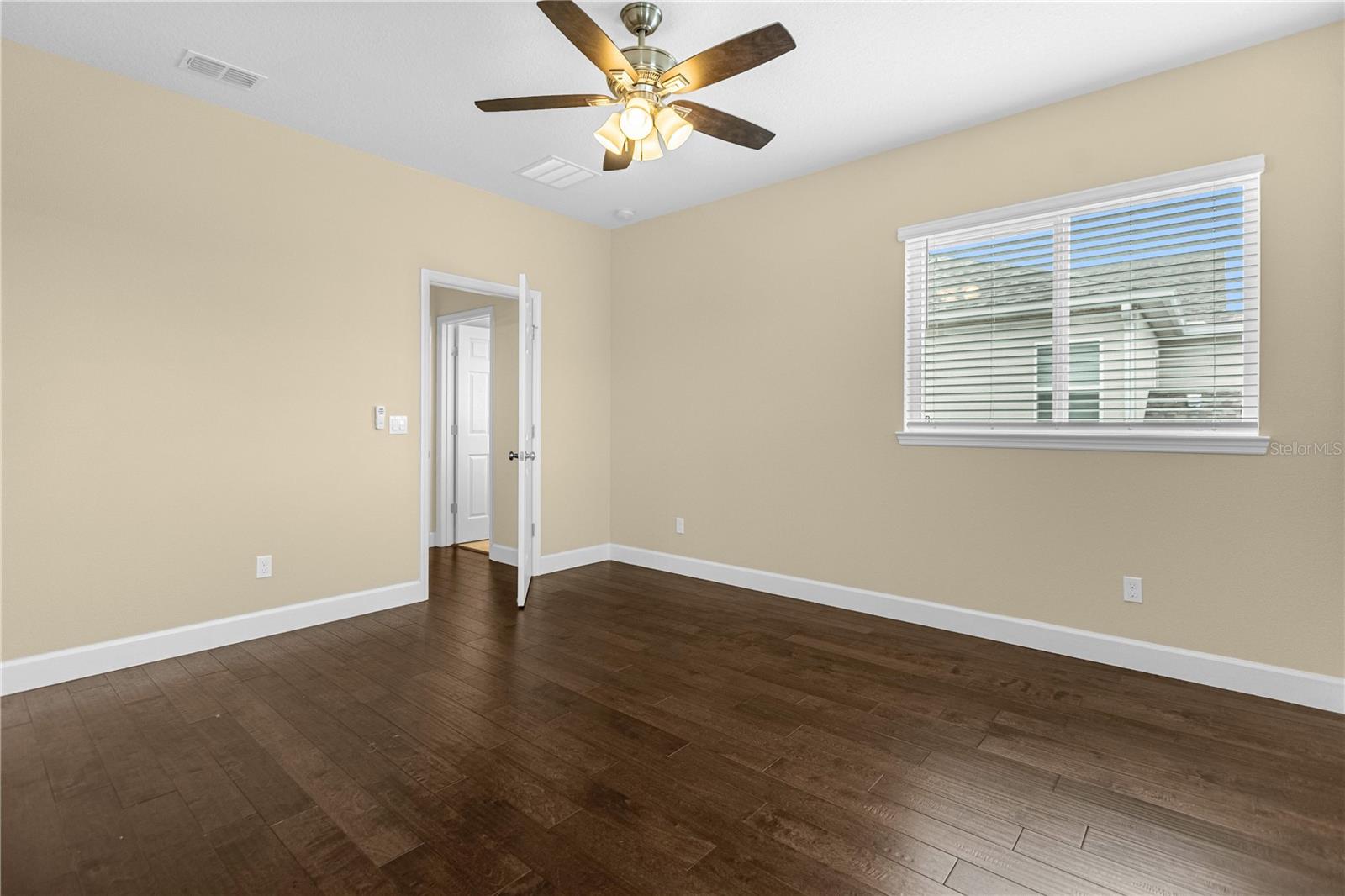 Image 30 of 56 For 3387 Current Avenue