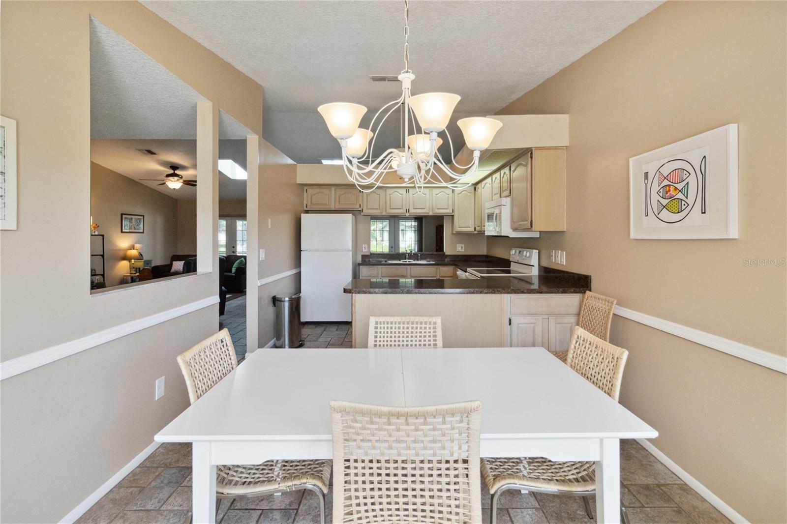 Image 14 of 67 For 11412 Stamfield Drive