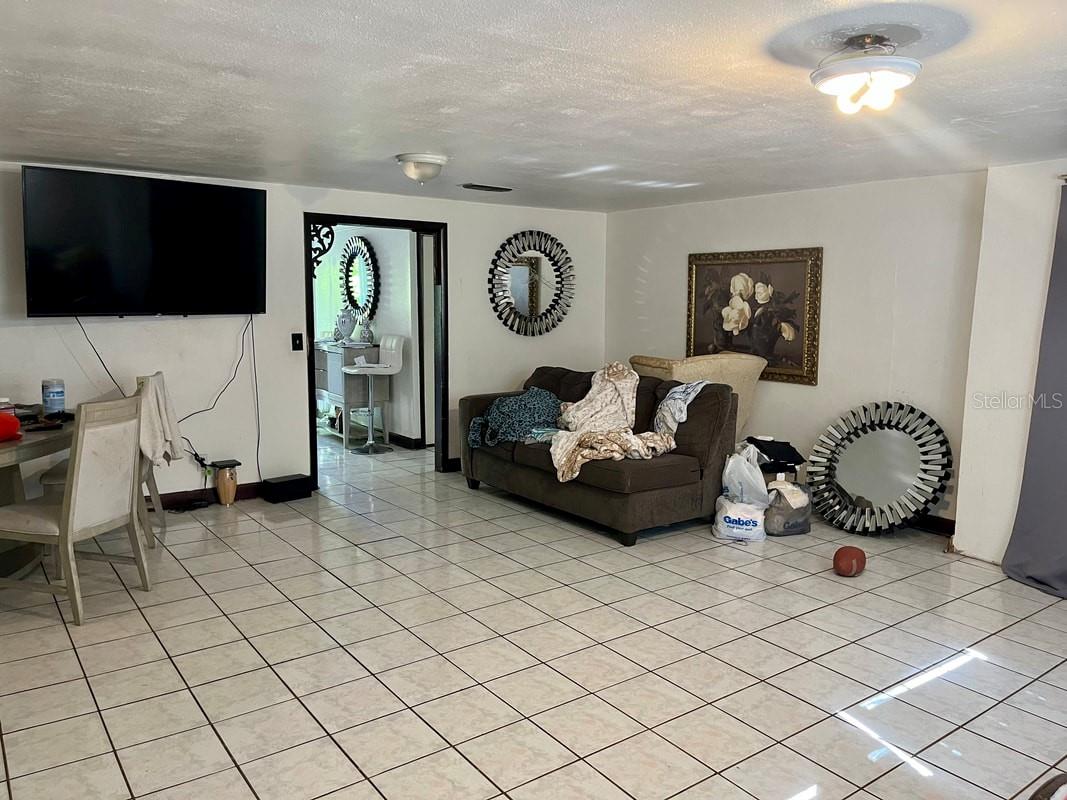 Image 19 of 54 For 8324 Susie Street