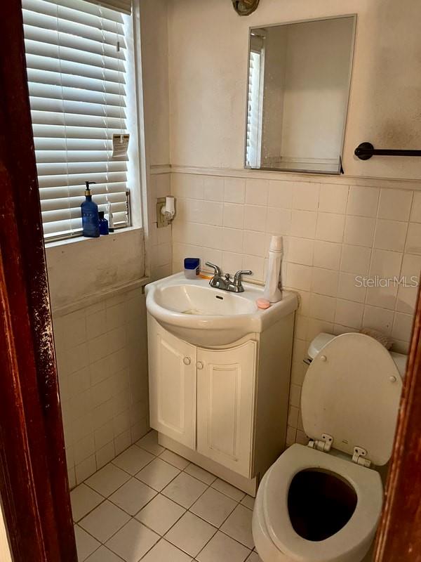 Image 33 of 54 For 8324 Susie Street