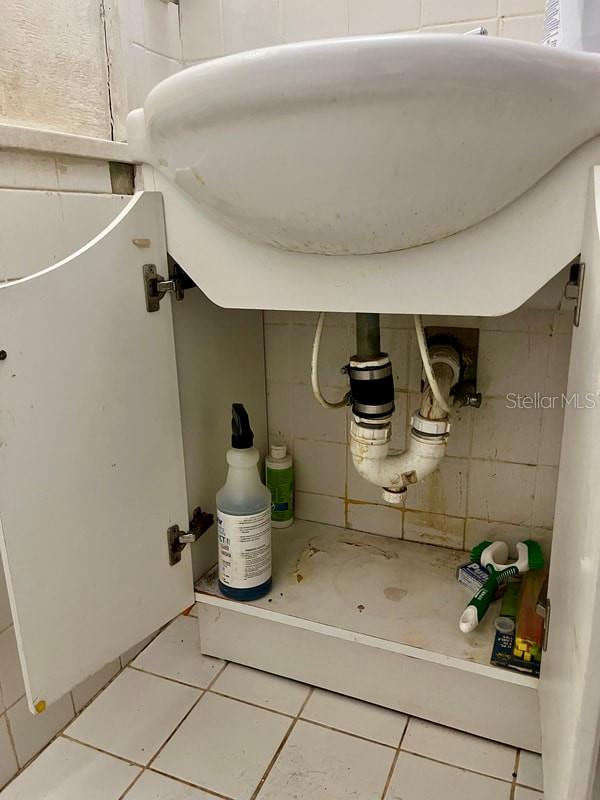 Image 44 of 54 For 8324 Susie Street