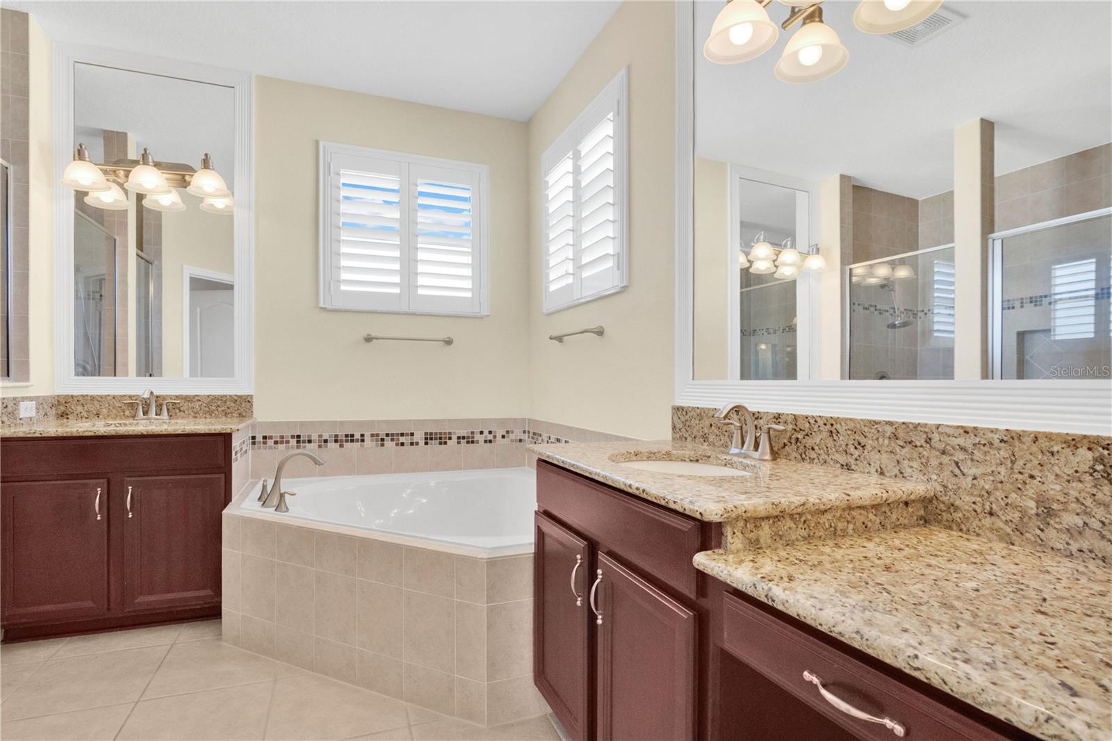 Image 13 of 32 For 7028 Ventnor Drive