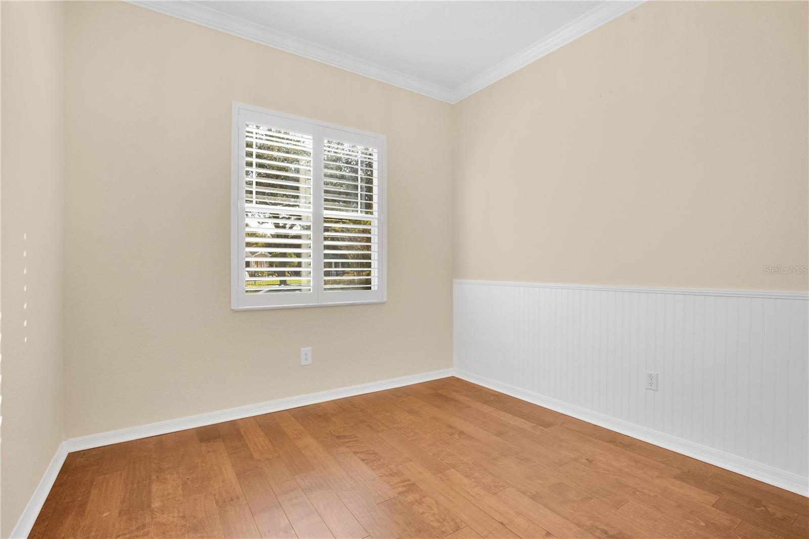 Image 16 of 32 For 7028 Ventnor Drive