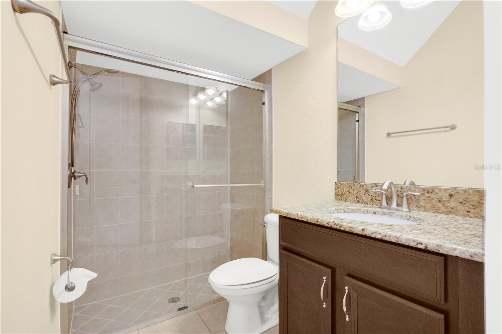 Image 17 of 32 For 7028 Ventnor Drive