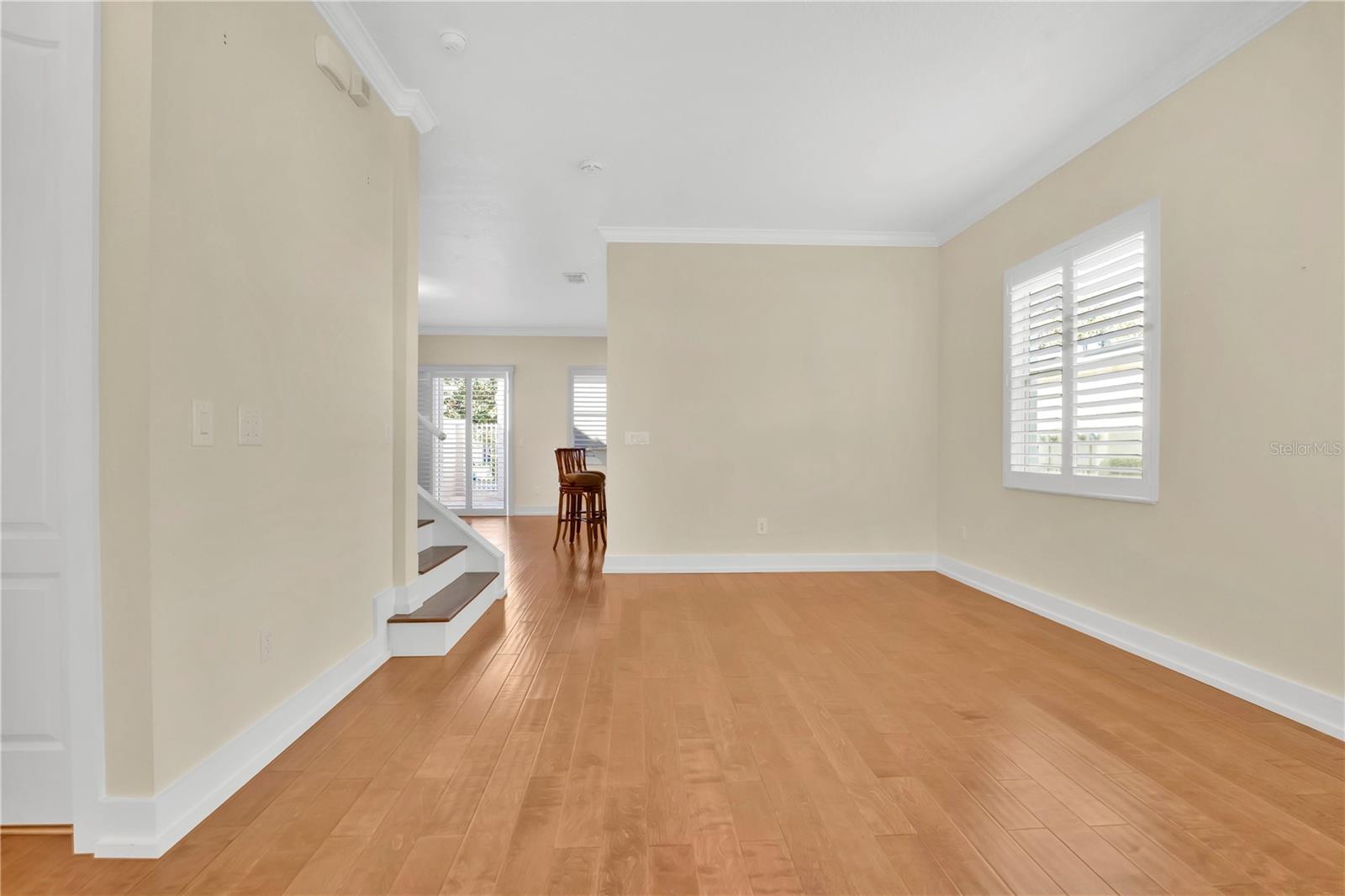 Image 4 of 32 For 7028 Ventnor Drive