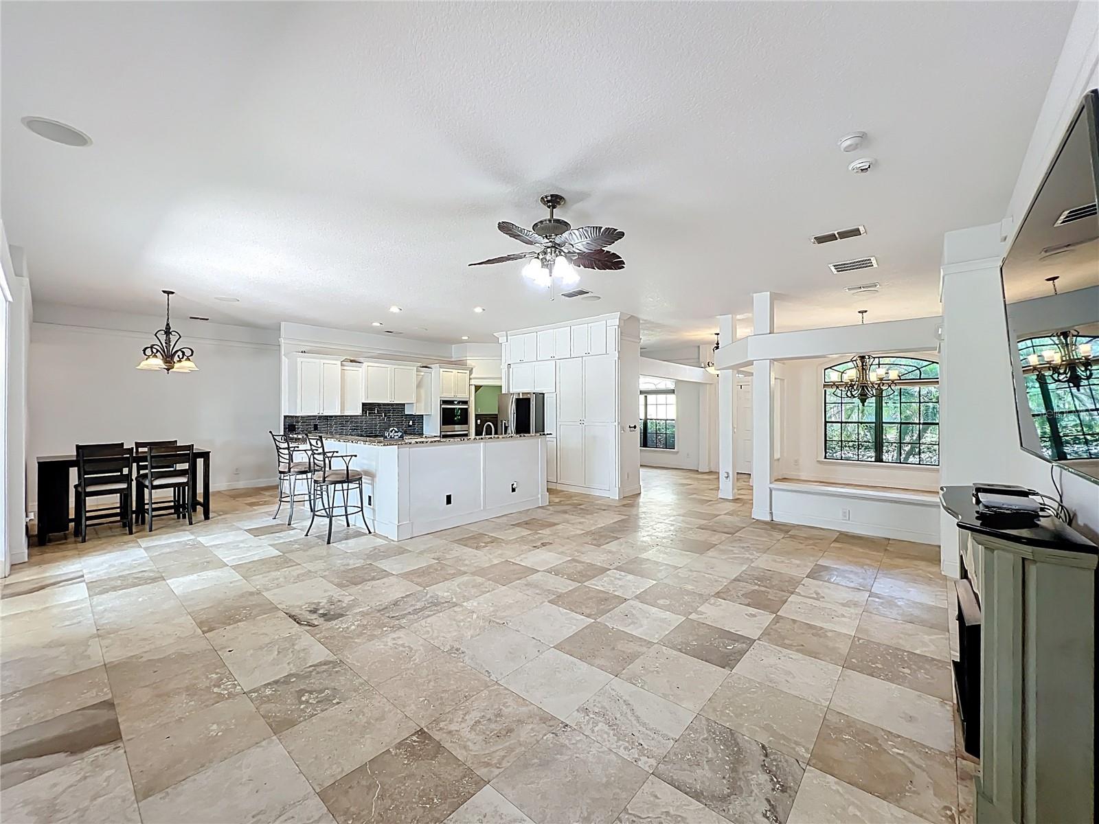 Image 15 of 54 For 36755 Alaqua Court