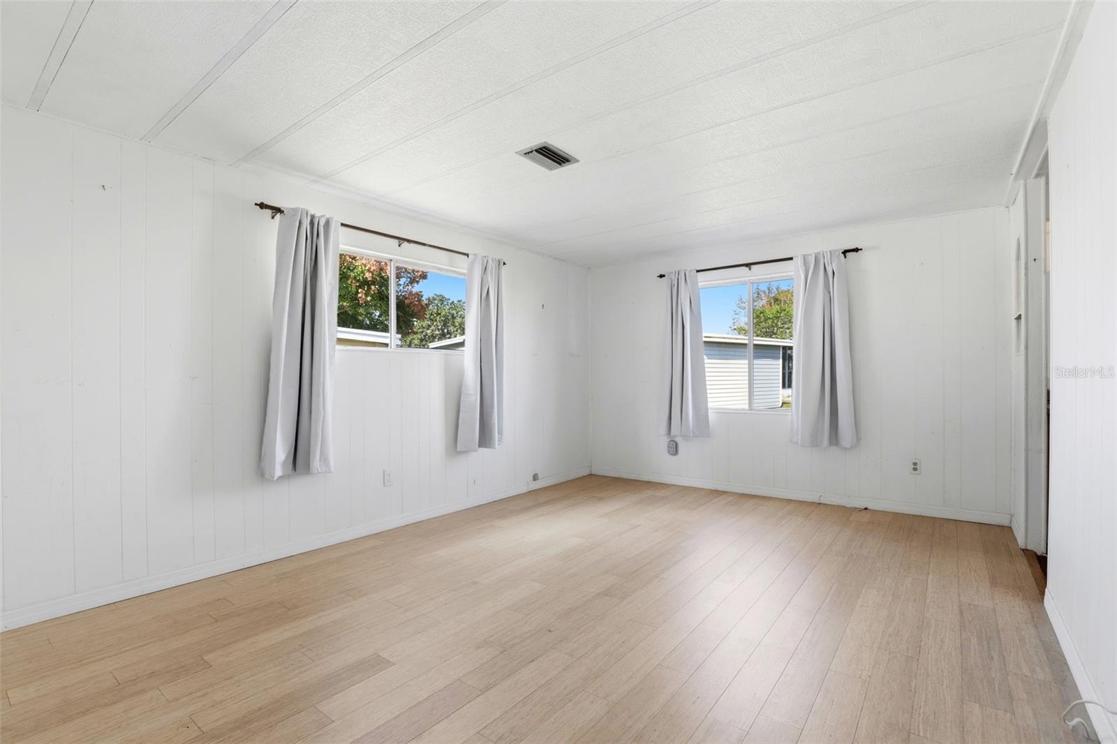 Image 16 of 35 For 1312 Apache Circle