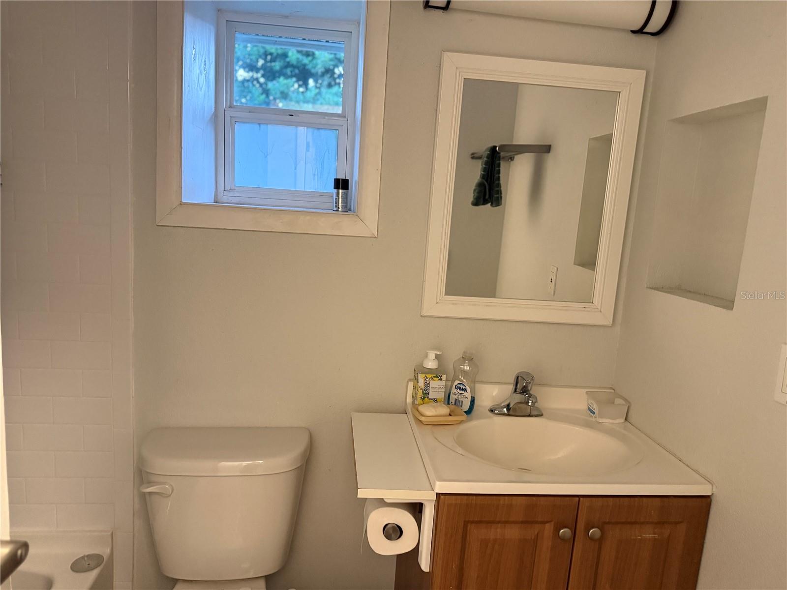 Image 12 of 14 For 1009 Jamajo Boulevard