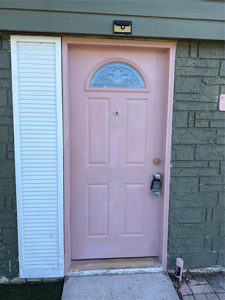 Image 2 of 14 For 1009 Jamajo Boulevard