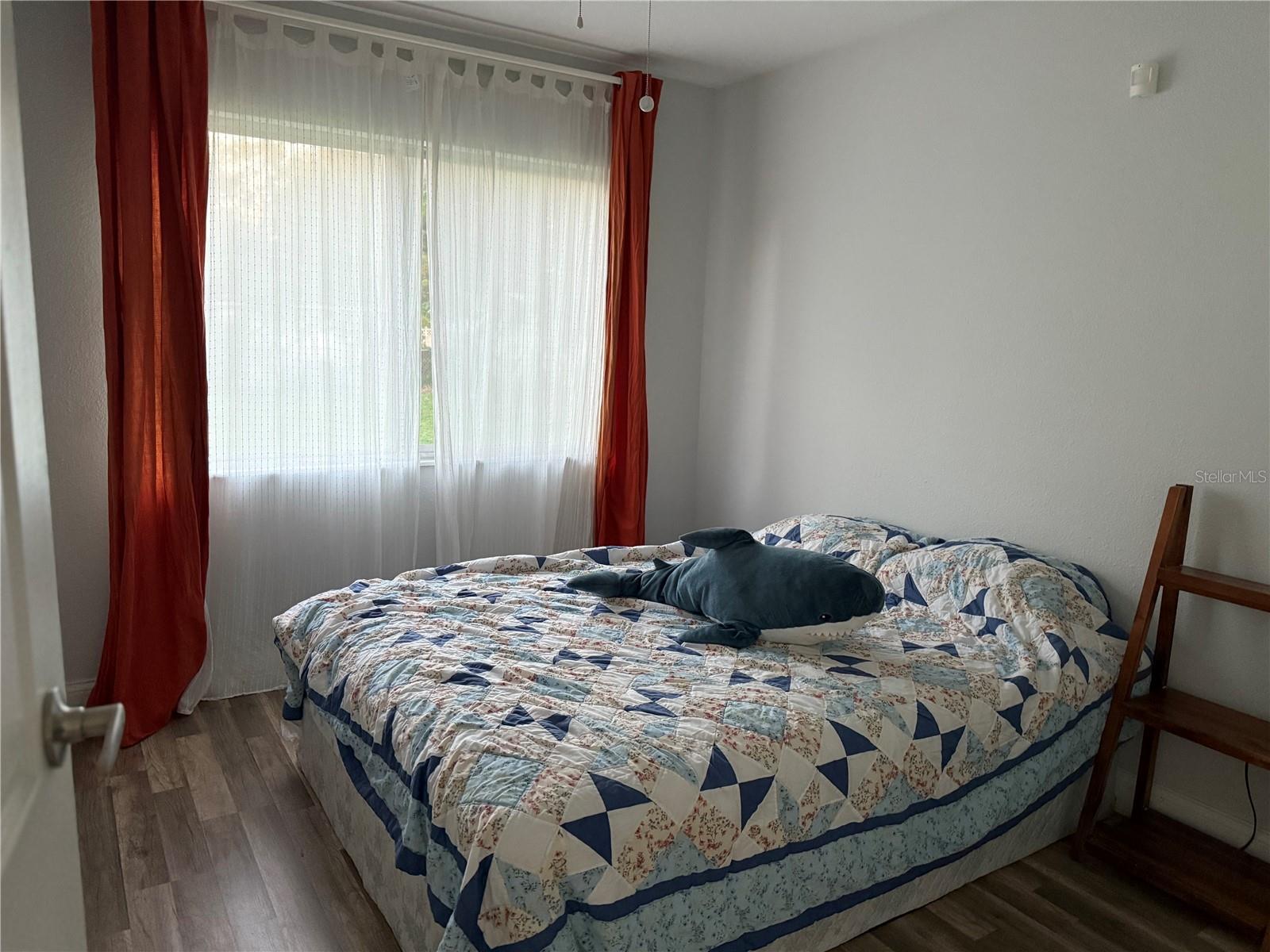 Image 7 of 14 For 1009 Jamajo Boulevard