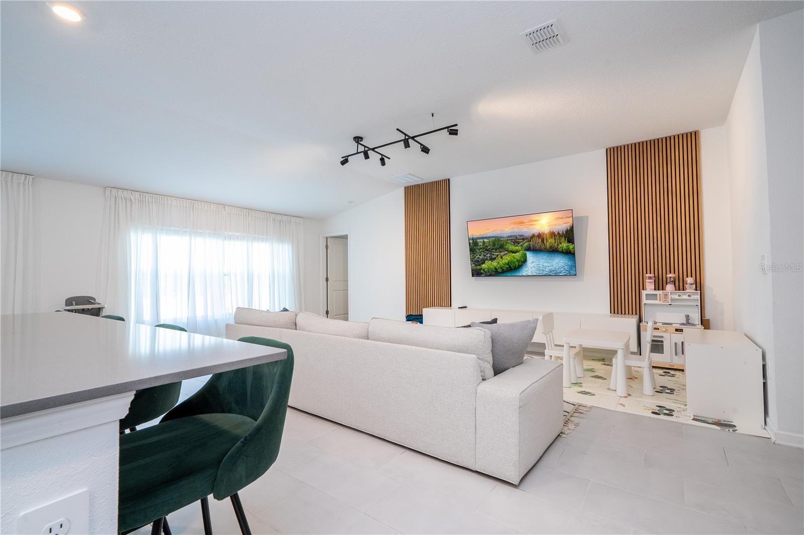 Image 12 of 74 For 5391 Preserve Boulevard