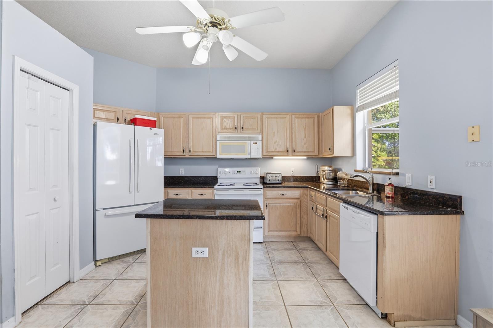 Image 10 of 37 For 336 Fernhill Drive