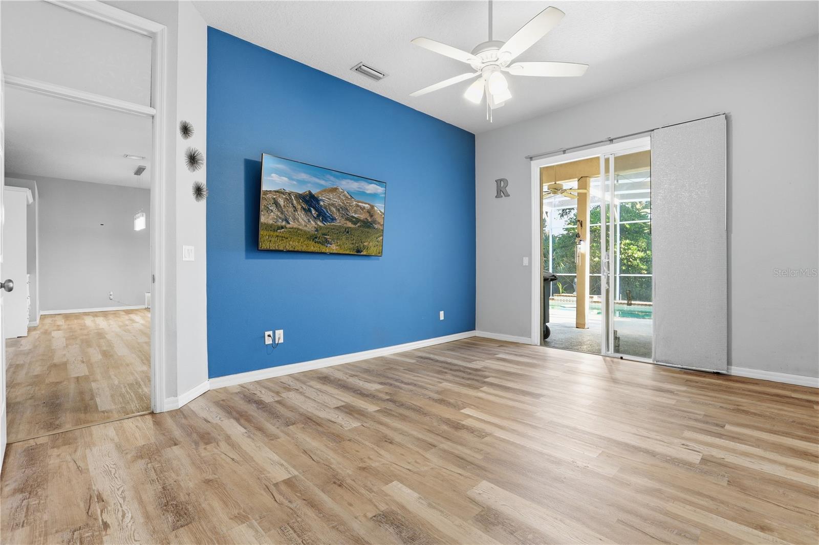 Image 13 of 37 For 336 Fernhill Drive