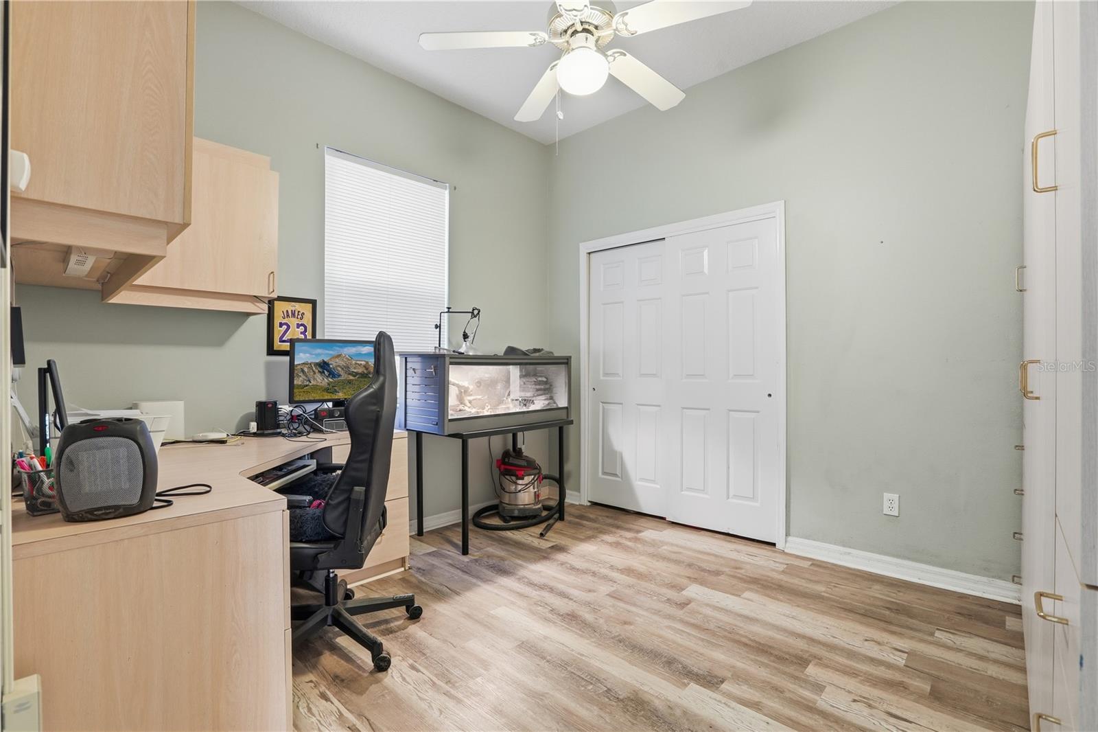 Image 20 of 37 For 336 Fernhill Drive