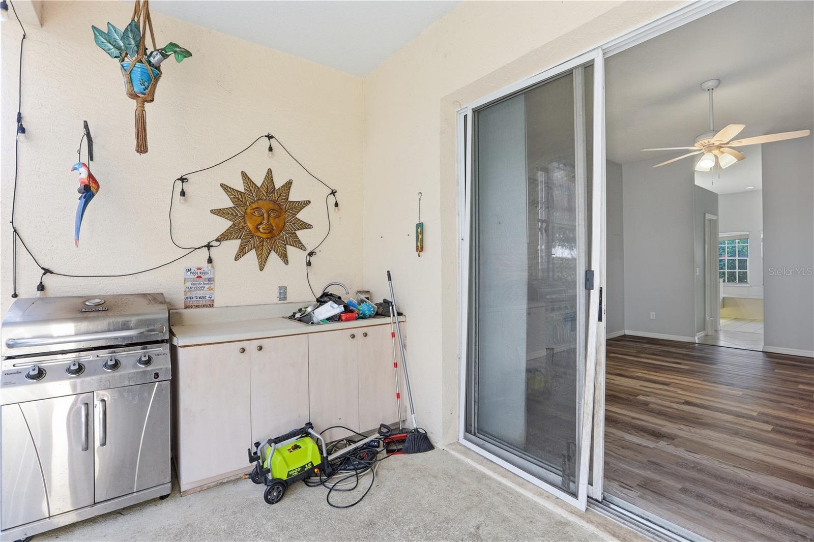 Image 24 of 37 For 336 Fernhill Drive