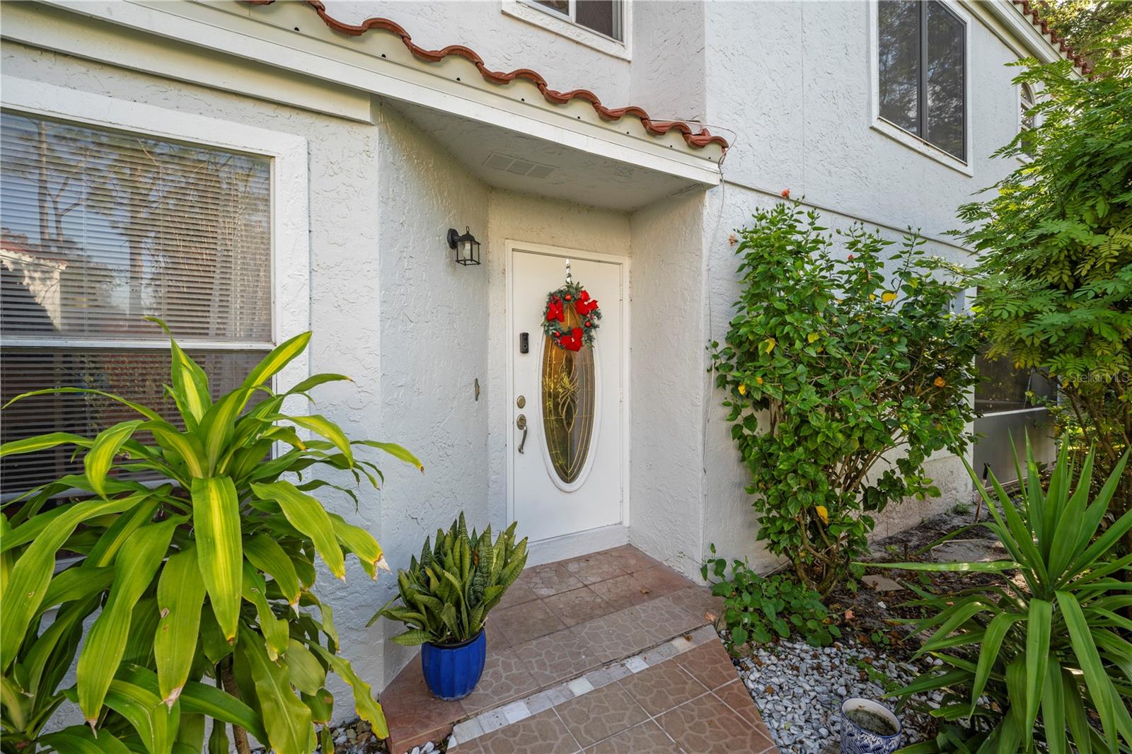 Image 3 of 36 For 2649 Albion Avenue