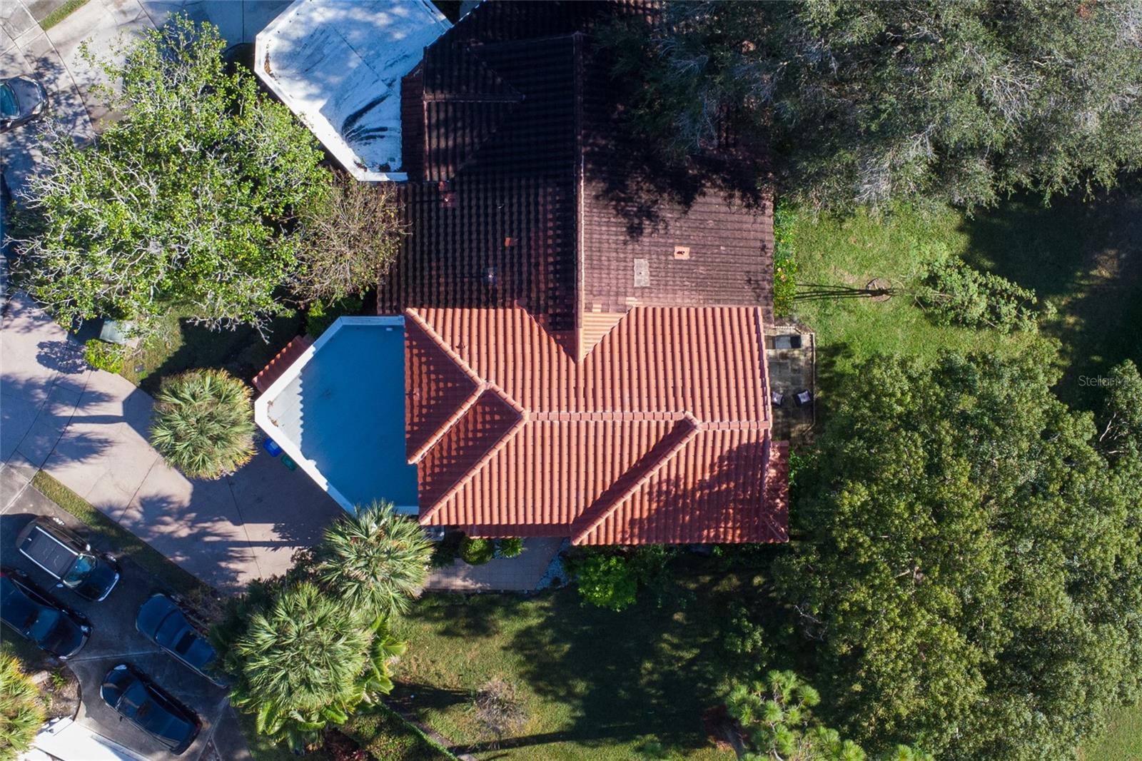 Image 35 of 36 For 2649 Albion Avenue