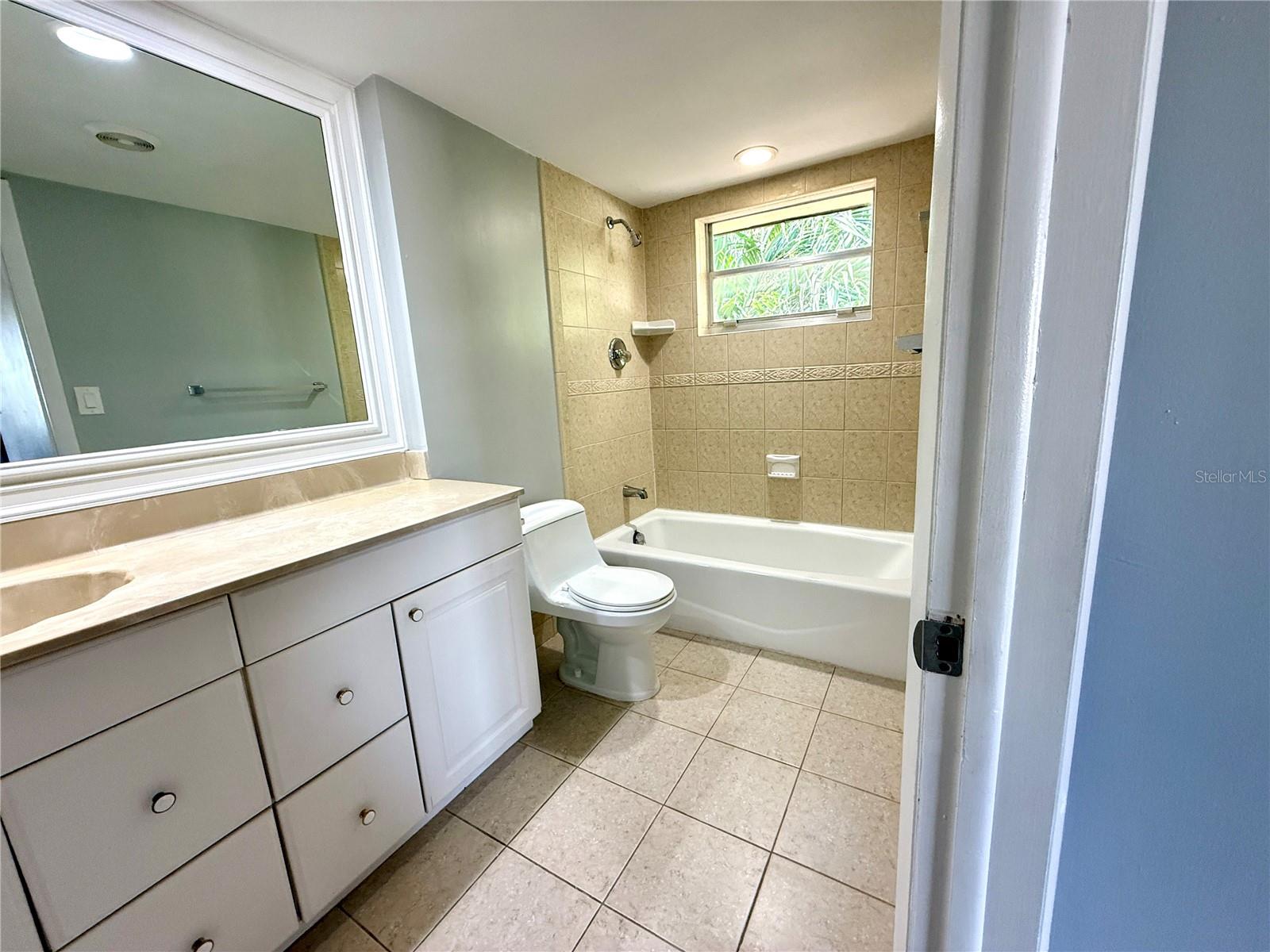 Image 17 of 32 For 8757 137th Avenue 8757