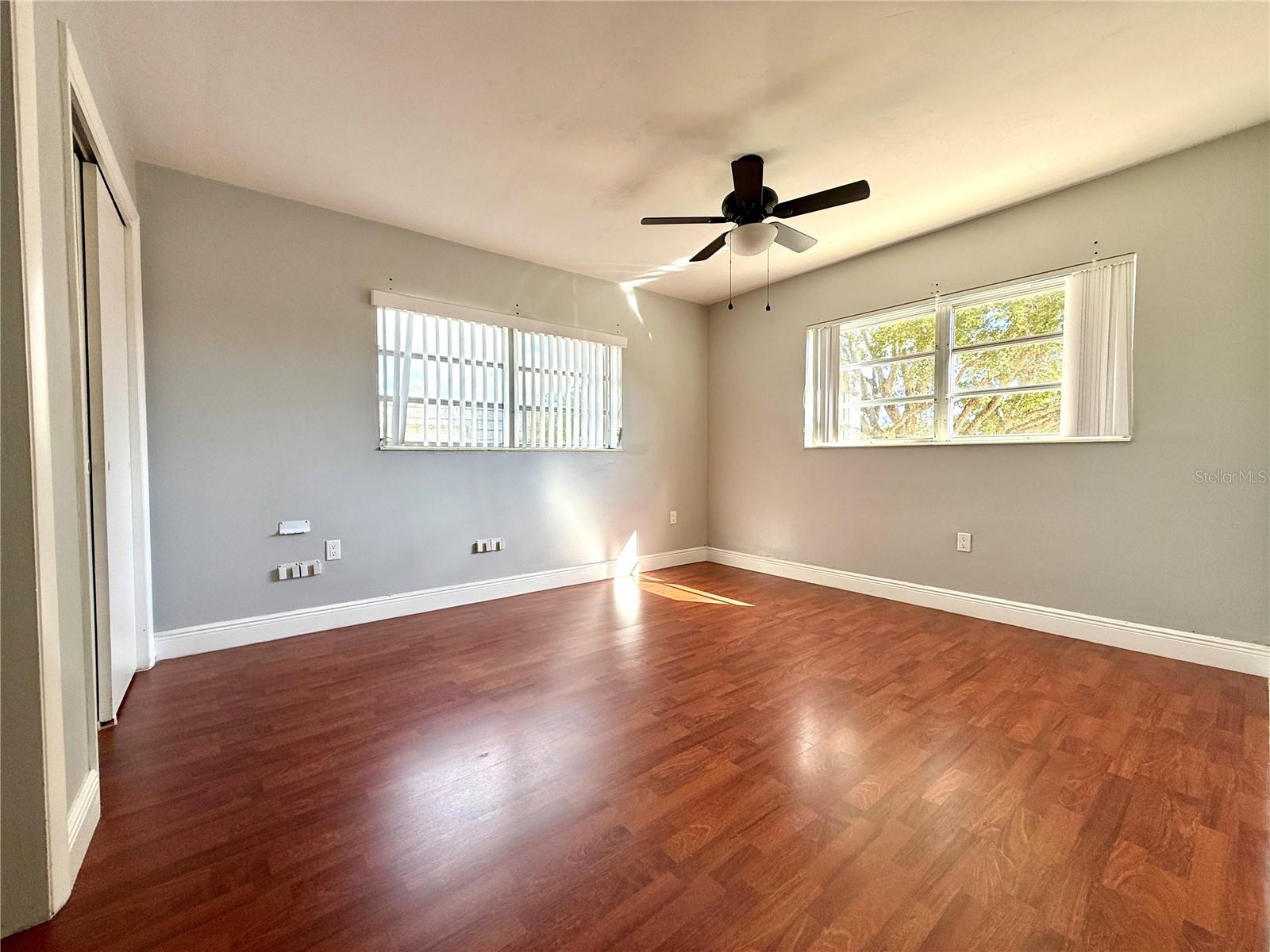 Image 21 of 32 For 8757 137th Avenue 8757