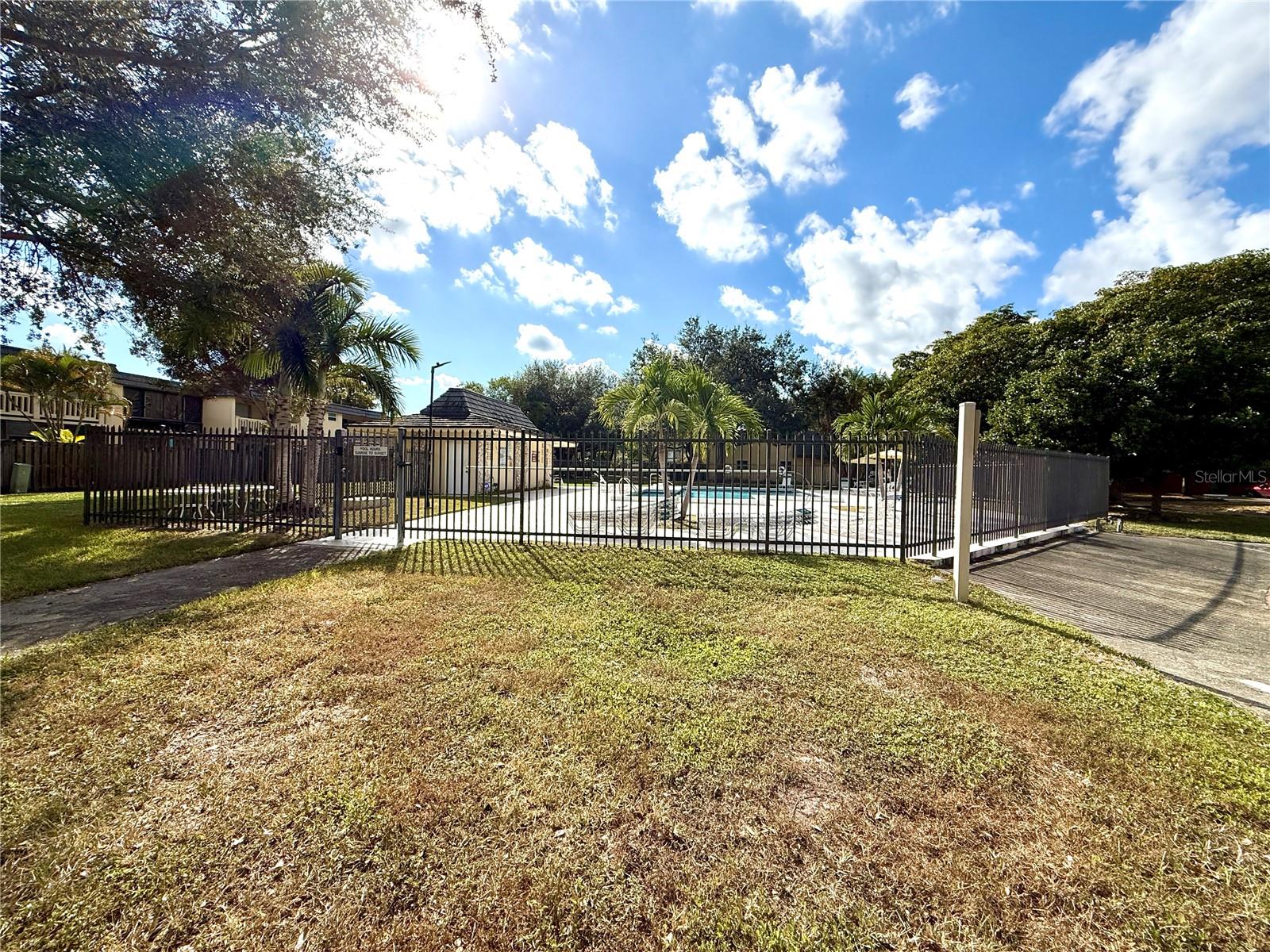 Image 30 of 32 For 8757 137th Avenue 8757