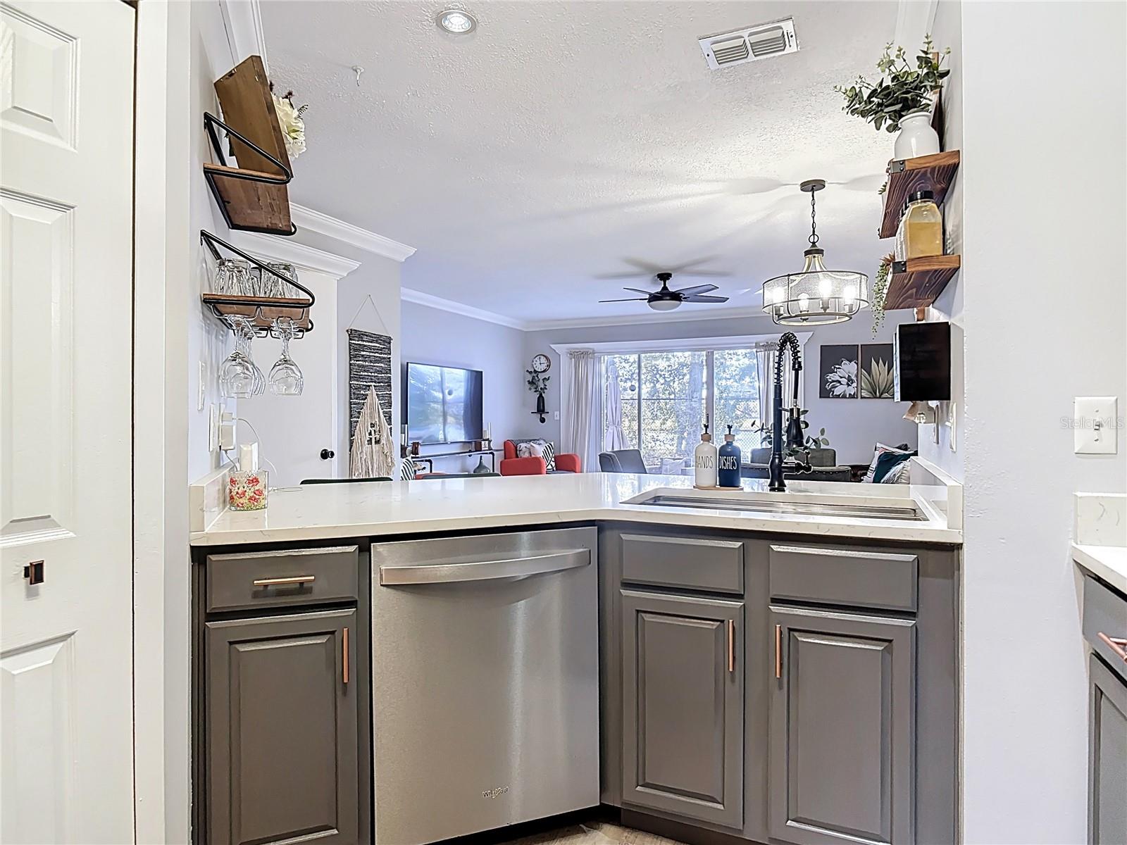 Image 10 of 38 For 4835 Walden Cir 10