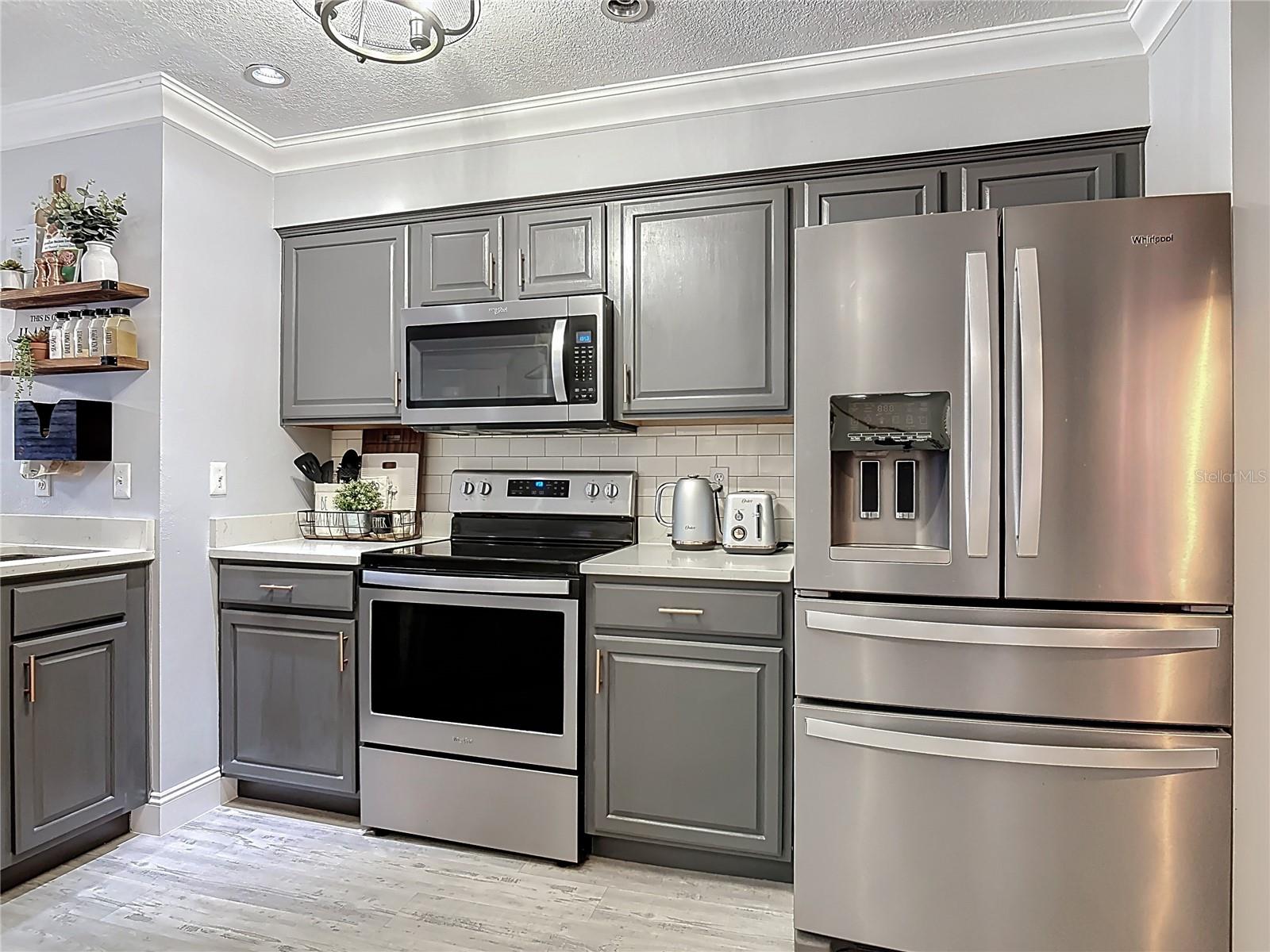 Image 8 of 38 For 4835 Walden Cir 10