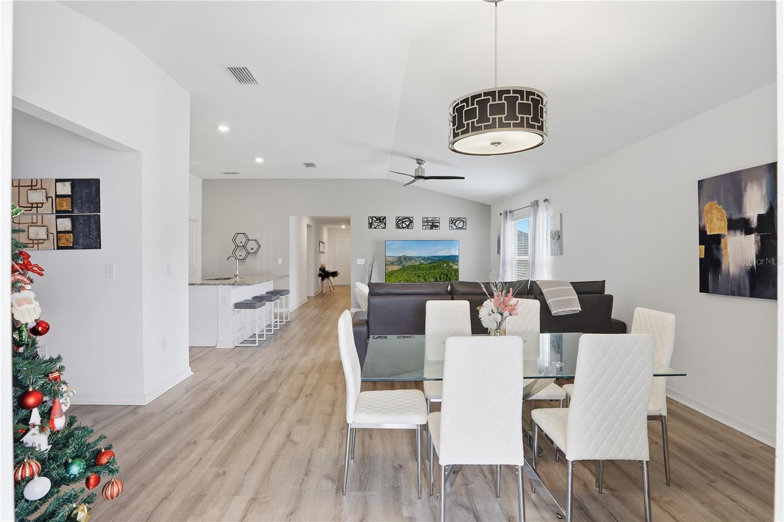 Image 14 of 35 For 9181 Oscraft Drive