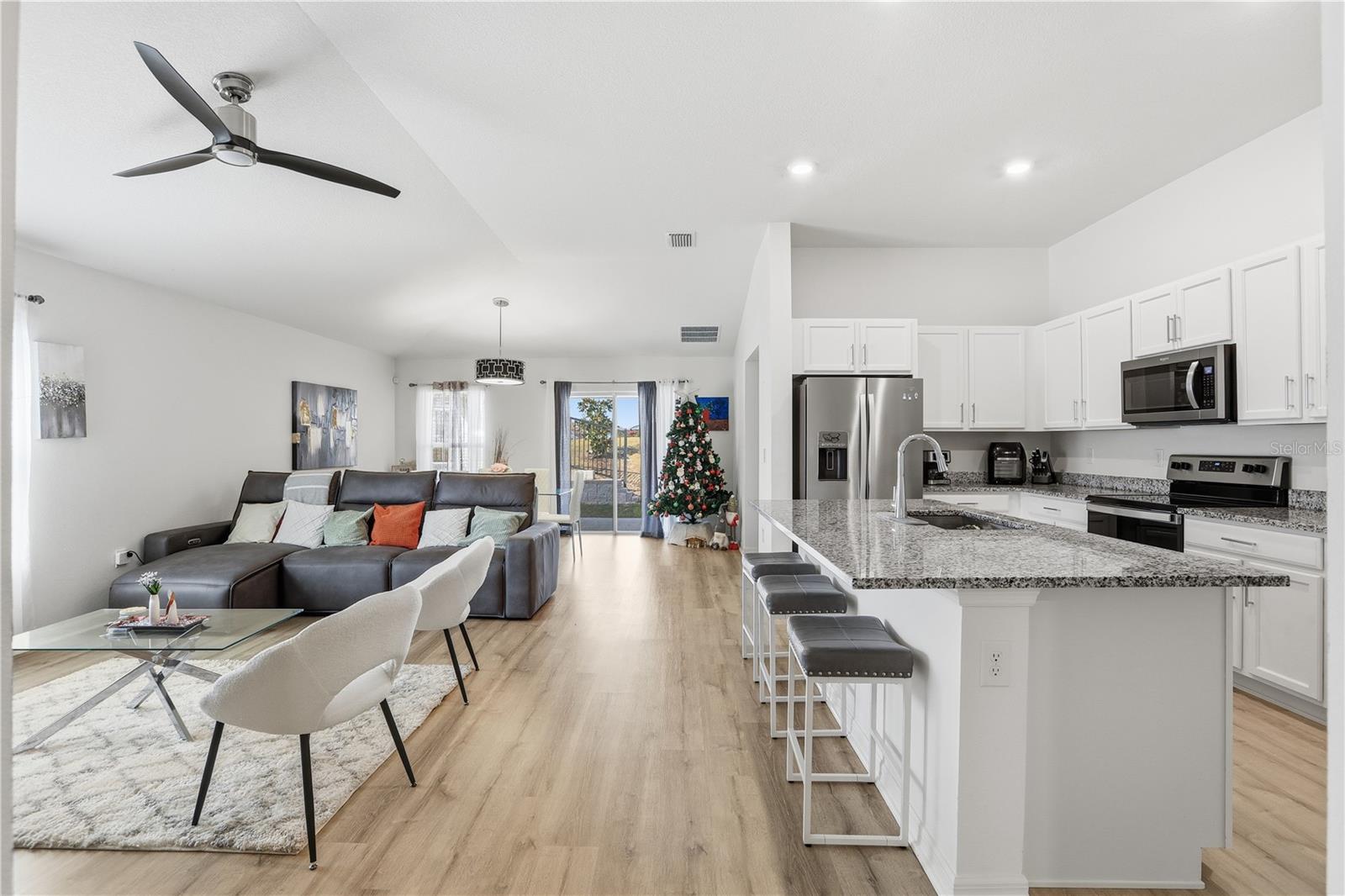 Image 4 of 35 For 9181 Oscraft Drive