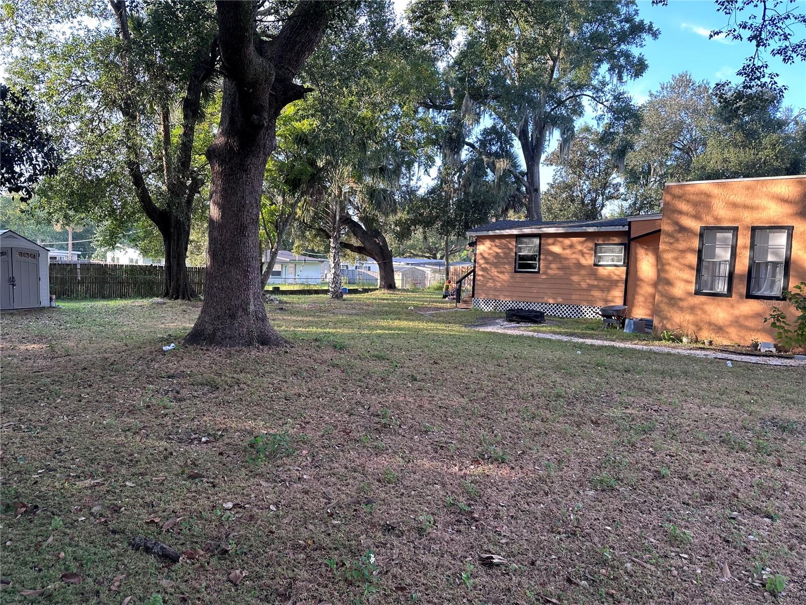 Image 13 of 16 For 1910 William Clark Avenue