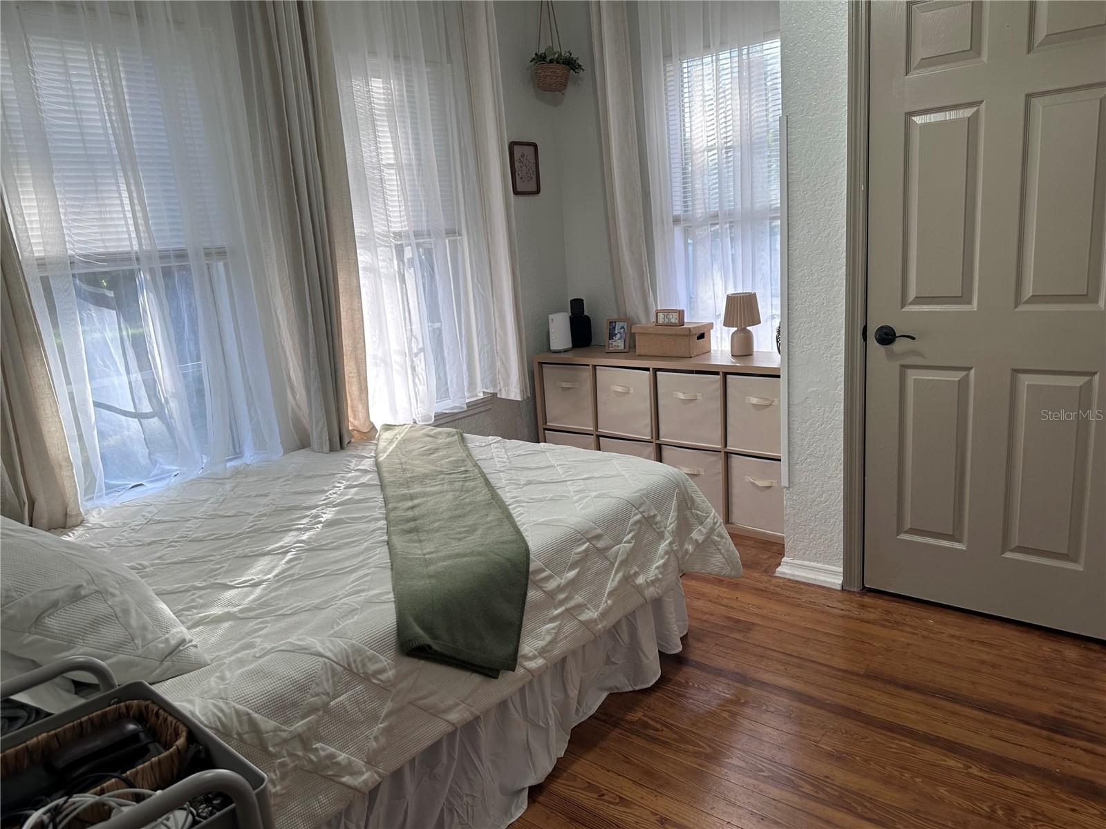 Image 7 of 16 For 1910 William Clark Avenue