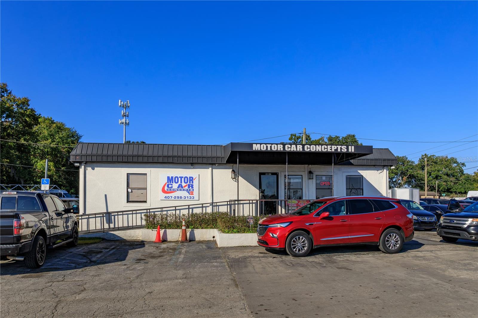 Image 11 of 13 For 402 Kirkman Road