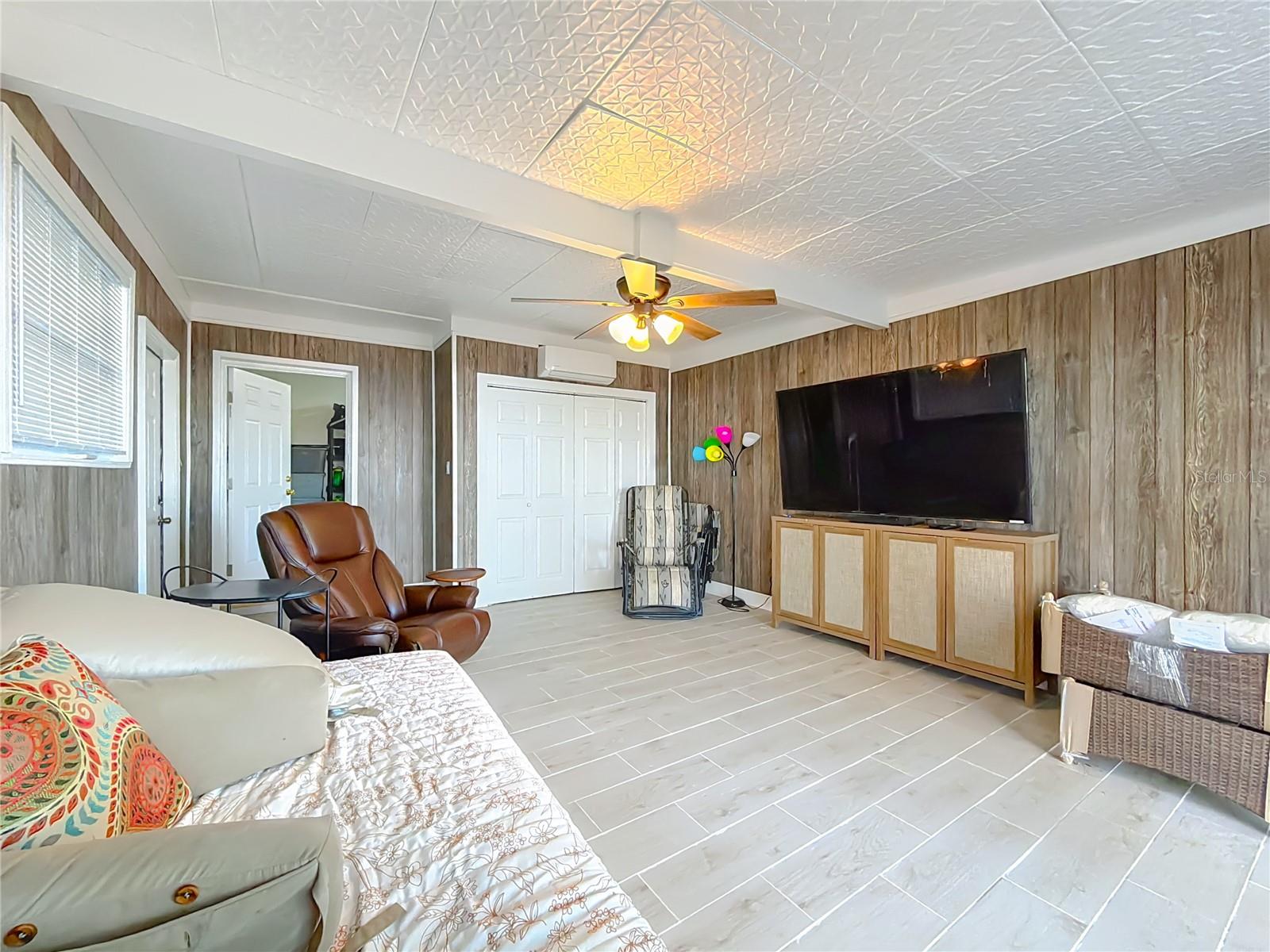 Image 18 of 50 For 4192 Cr 400