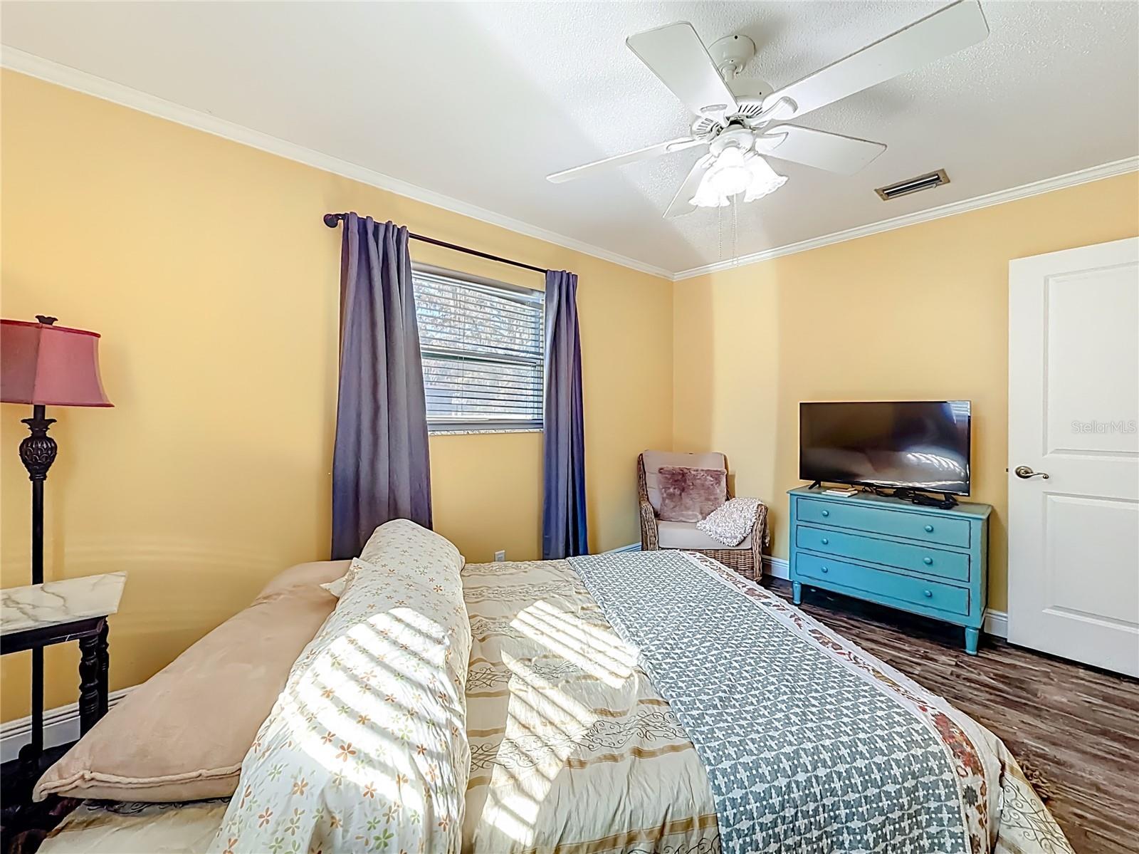 Image 21 of 50 For 4192 Cr 400