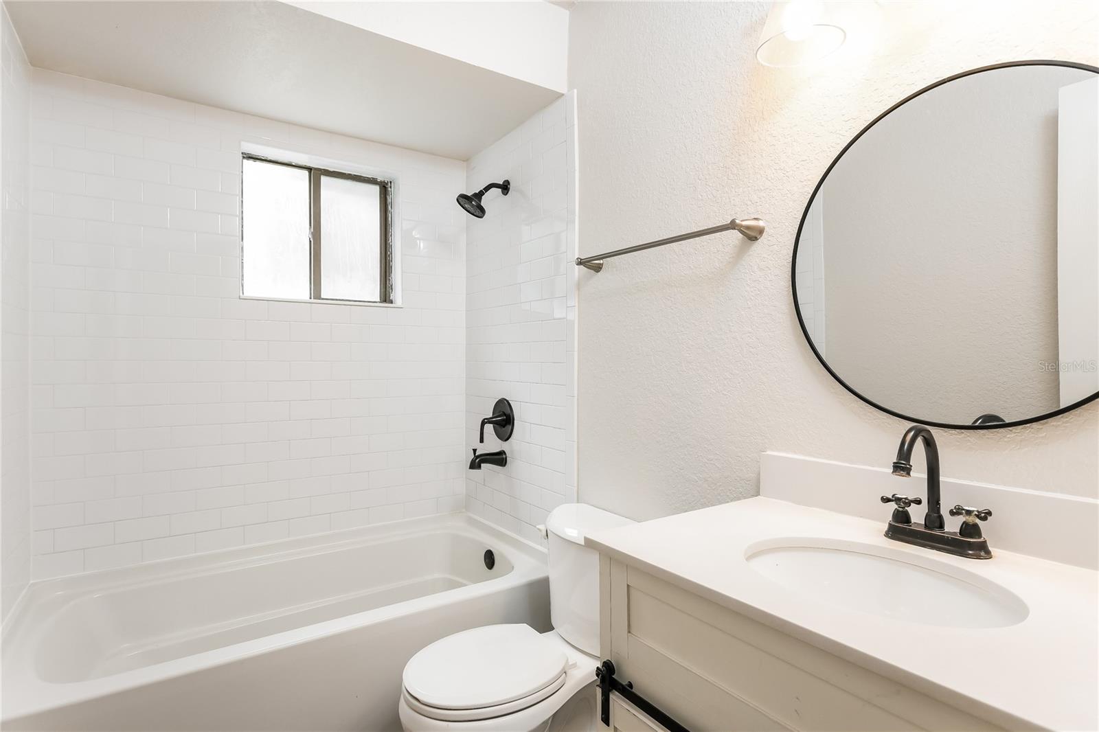 Image 14 of 16 For 931 Alameda Drive