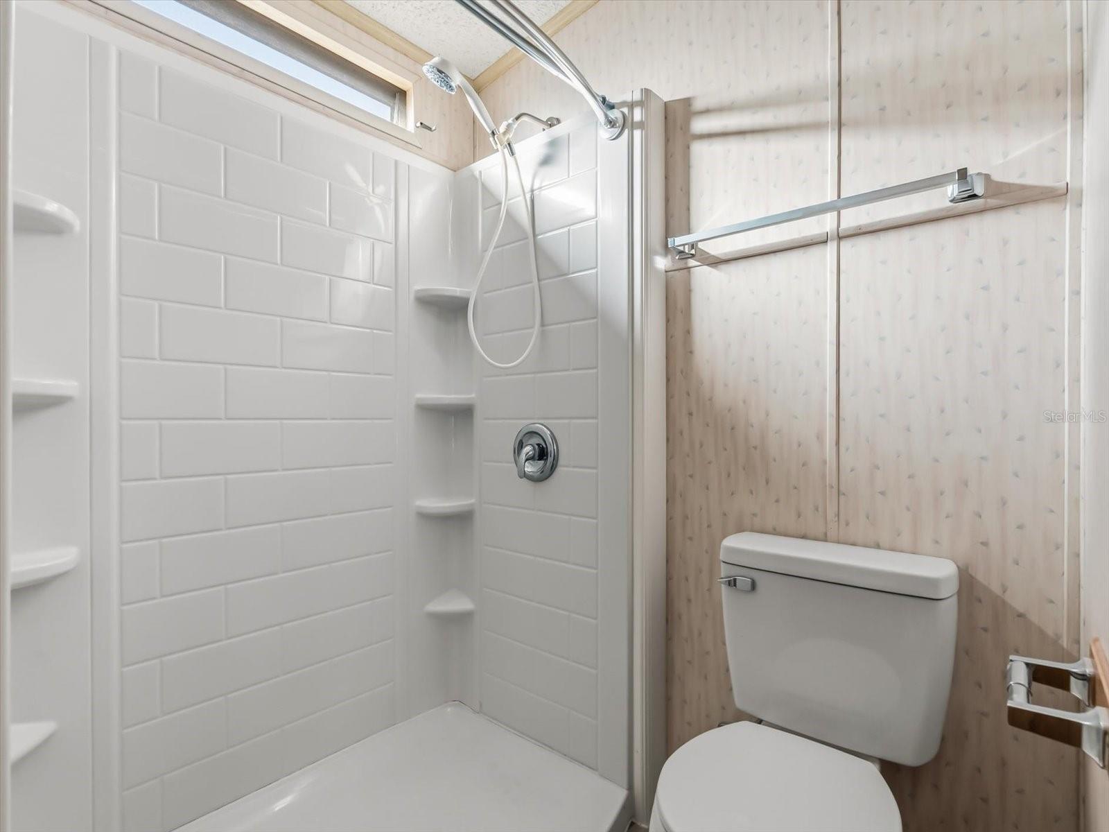 Image 16 of 30 For 5685 Abercorn Drive