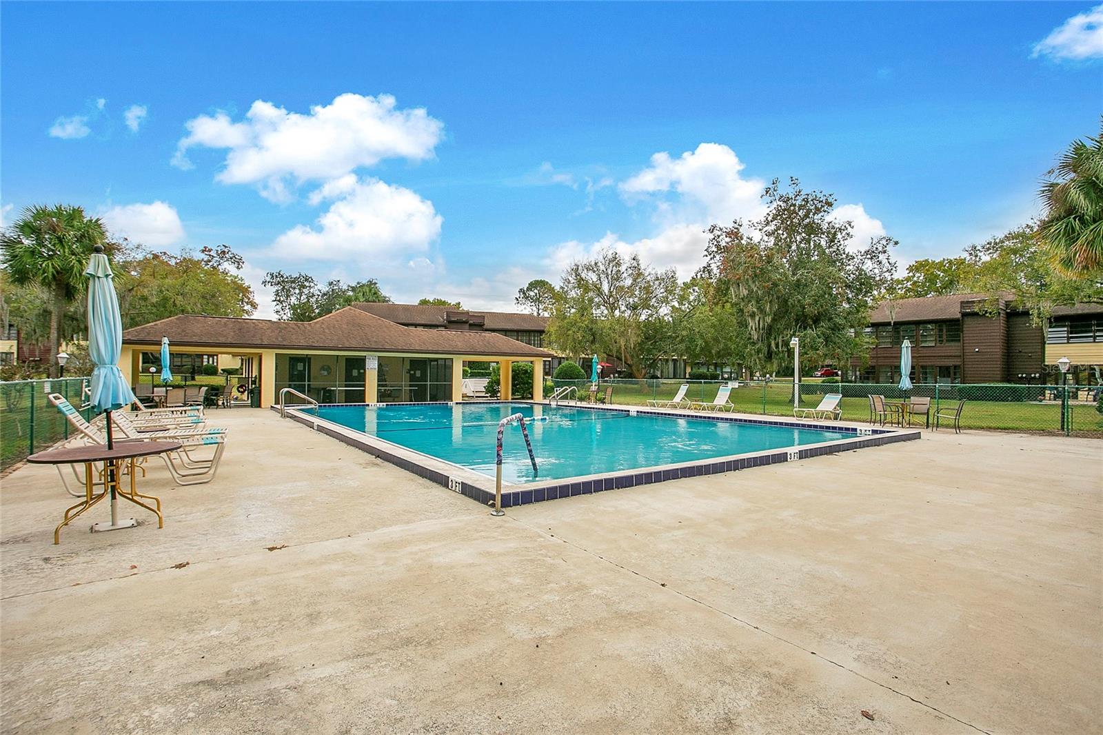 Image 7 of 18 For 513 Fairways Lane B