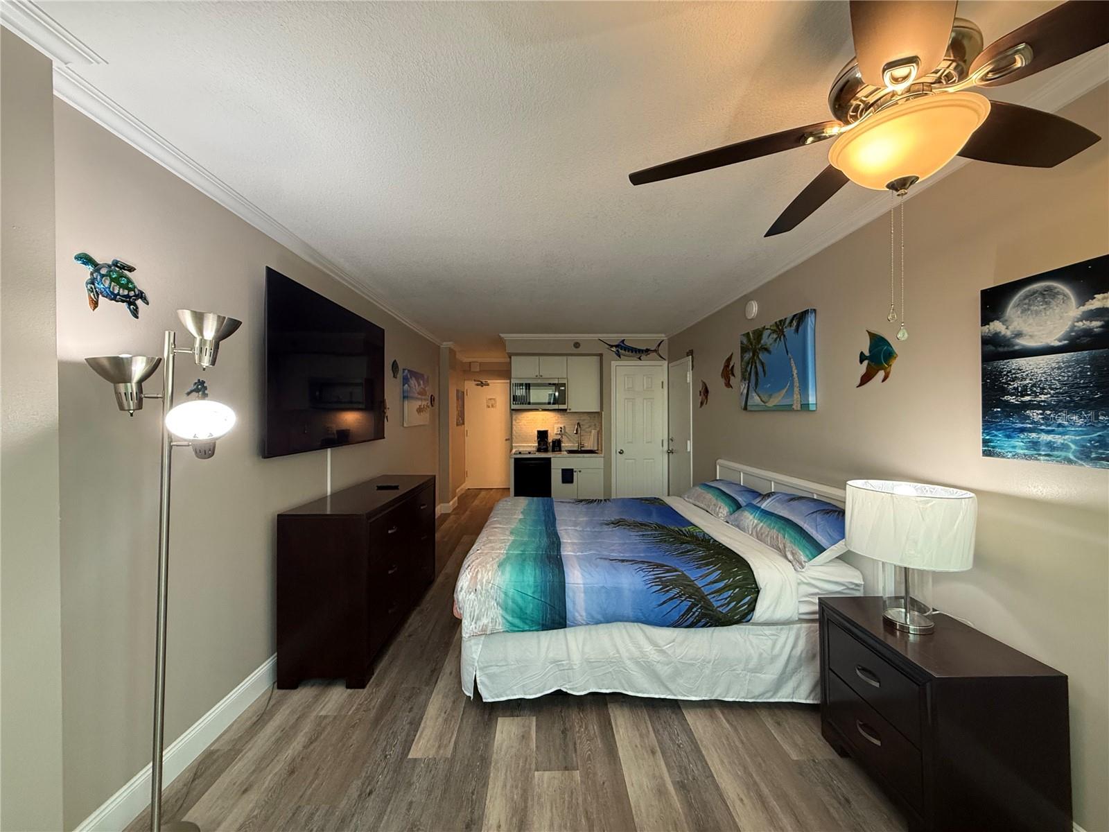 Image 4 of 17 For 1909 Atlantic Avenue 403 & #404