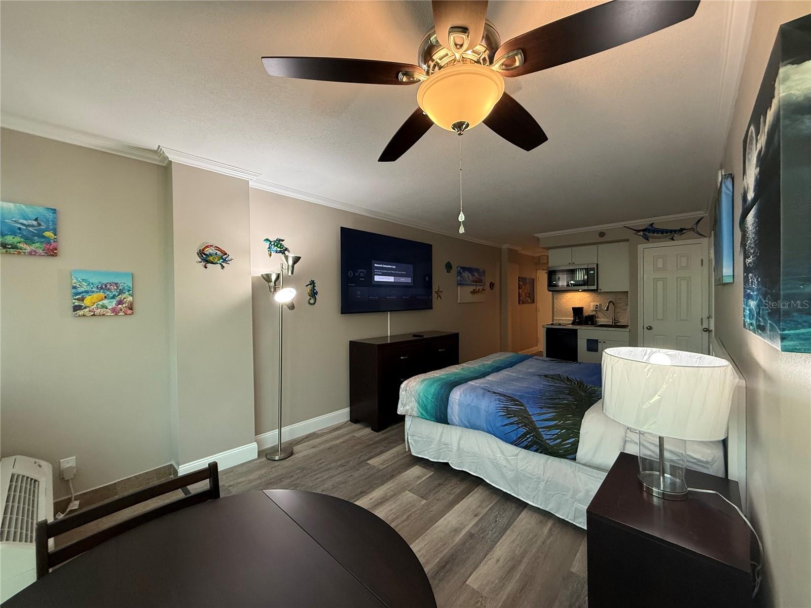 Image 5 of 17 For 1909 Atlantic Avenue 403 & #404