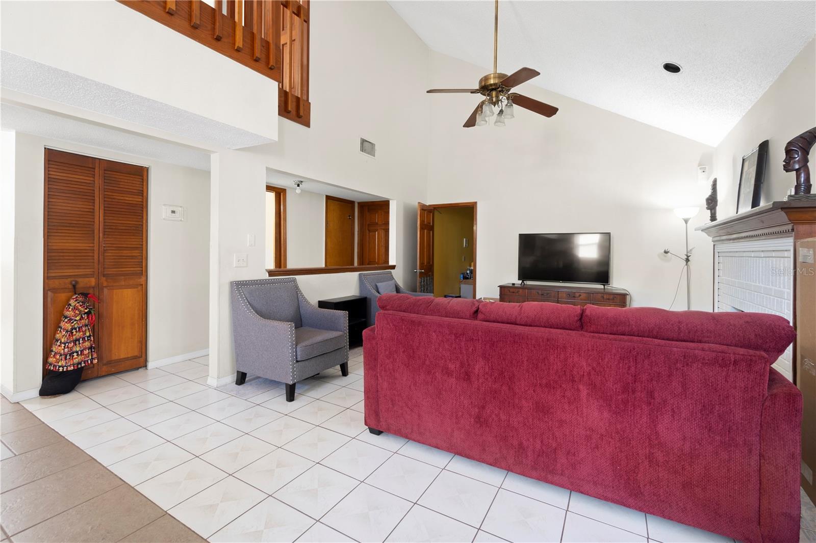 Image 11 of 33 For 2627 Coventry Lane