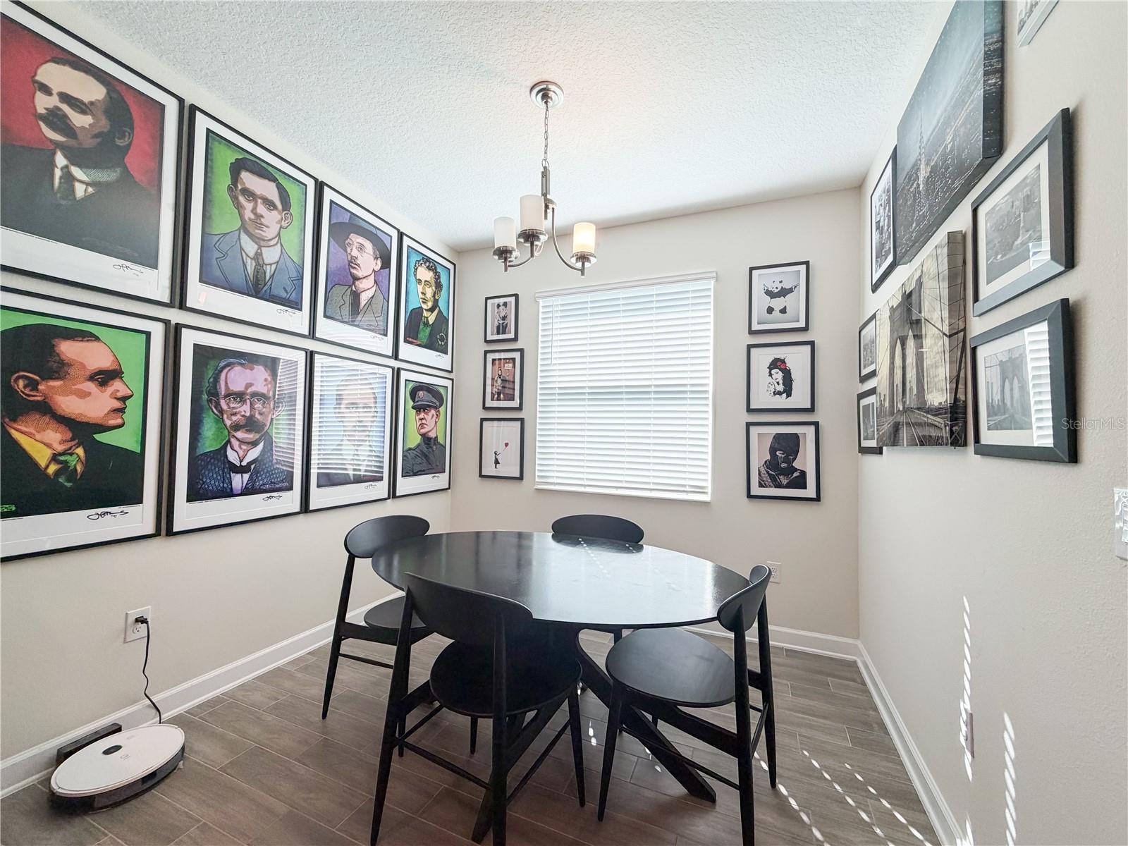 Image 13 of 54 For 8950 Fallen Oak Drive