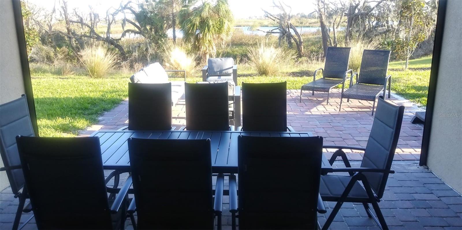 Image 17 of 54 For 8950 Fallen Oak Drive