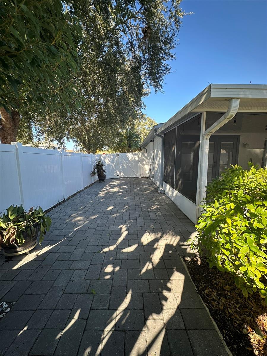 Image 23 of 24 For 2132 Falkner Road