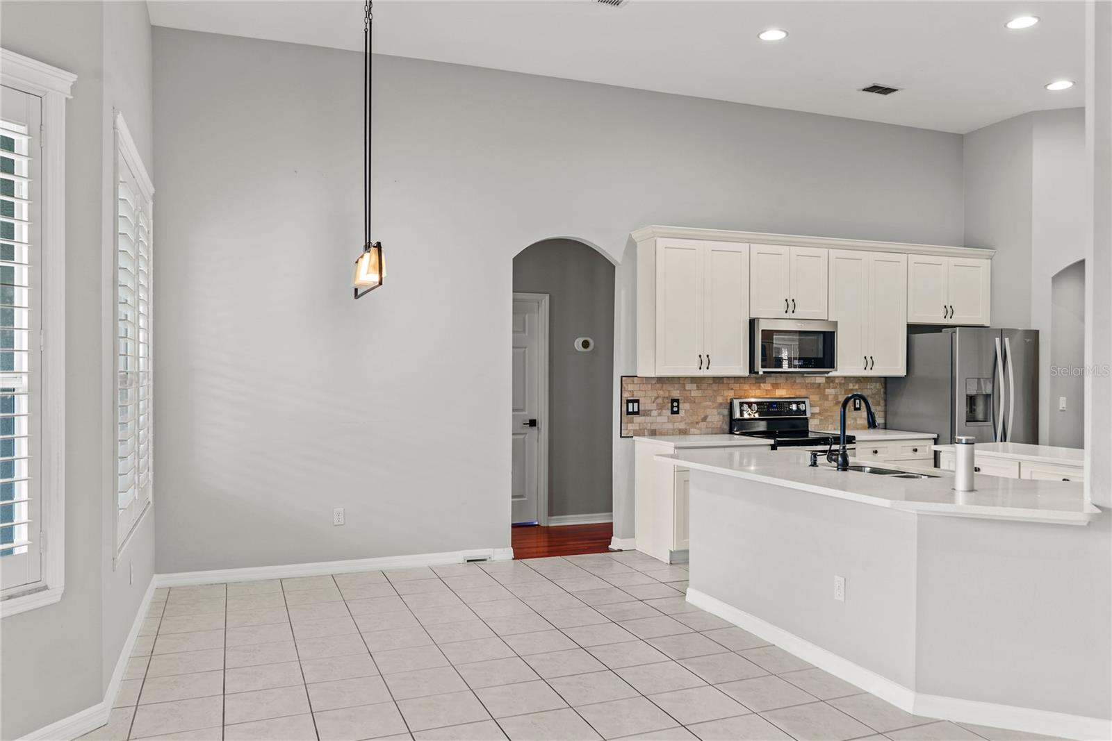 Image 6 of 33 For 121 Fig Tree Run