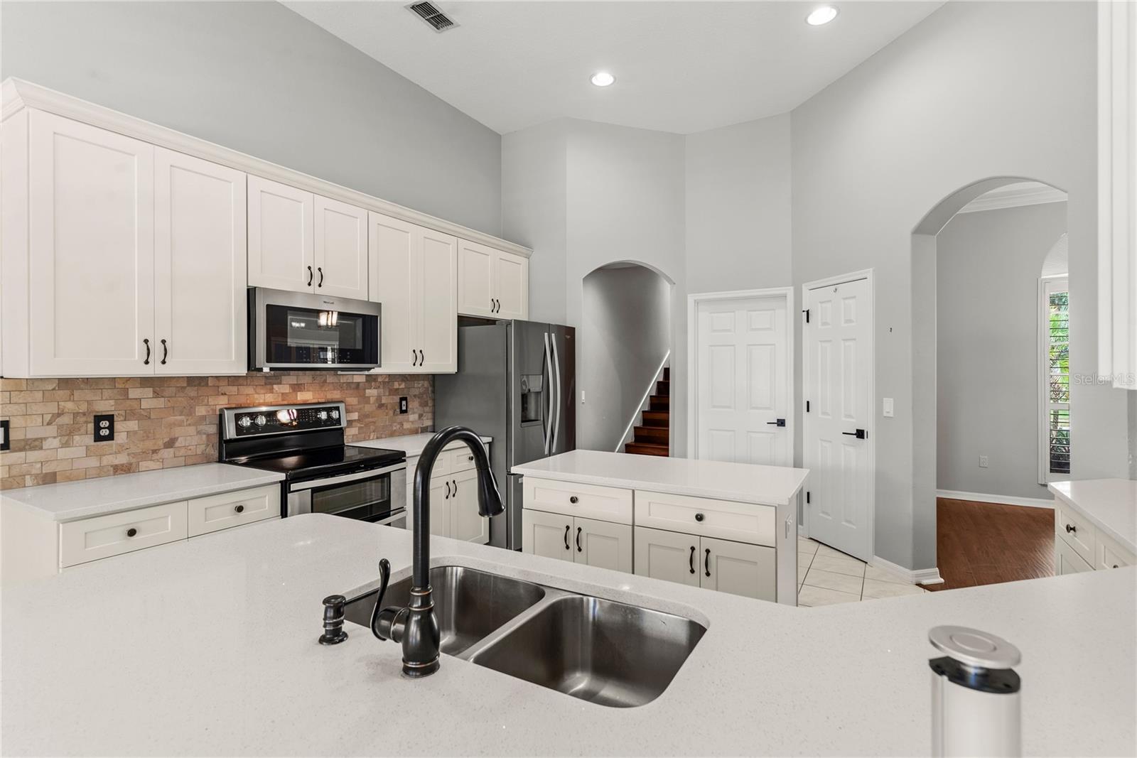 Image 9 of 33 For 121 Fig Tree Run