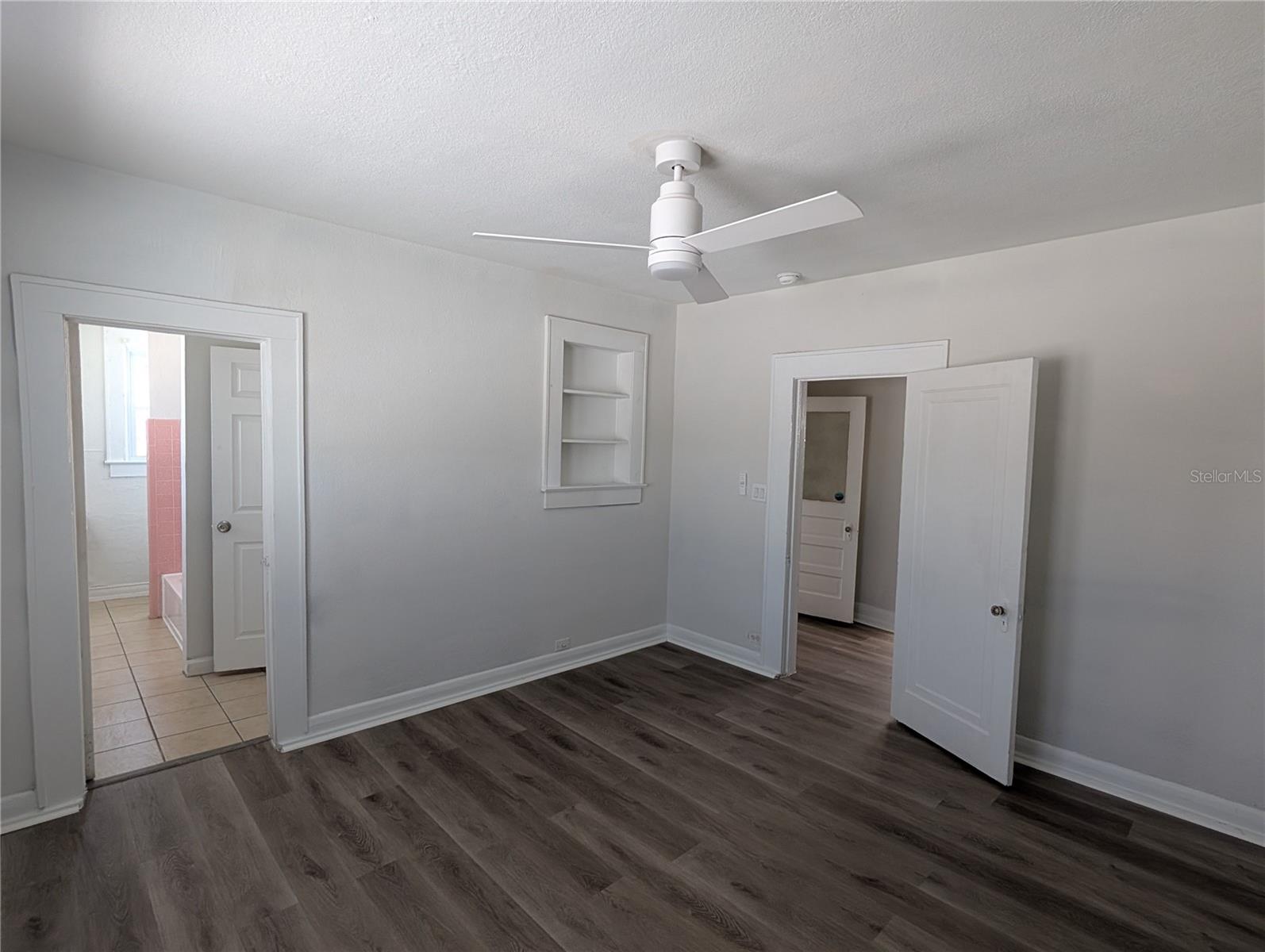 Image 12 of 21 For 2904 Chestnut Street 2