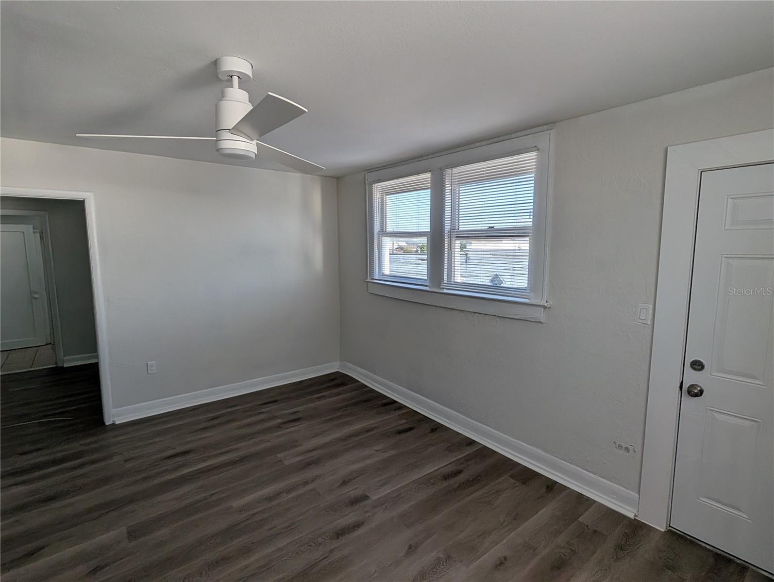 Image 15 of 21 For 2904 Chestnut Street 2