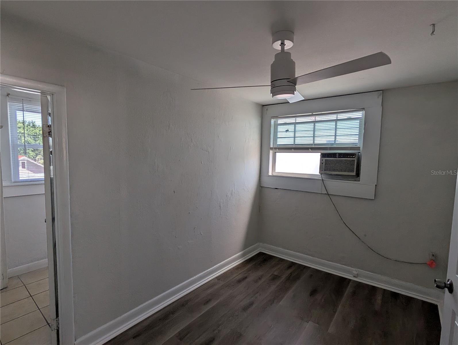 Image 19 of 21 For 2904 Chestnut Street 2