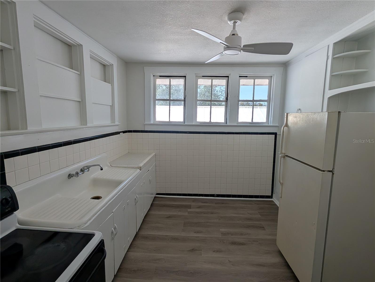 Image 8 of 21 For 2904 Chestnut Street 2